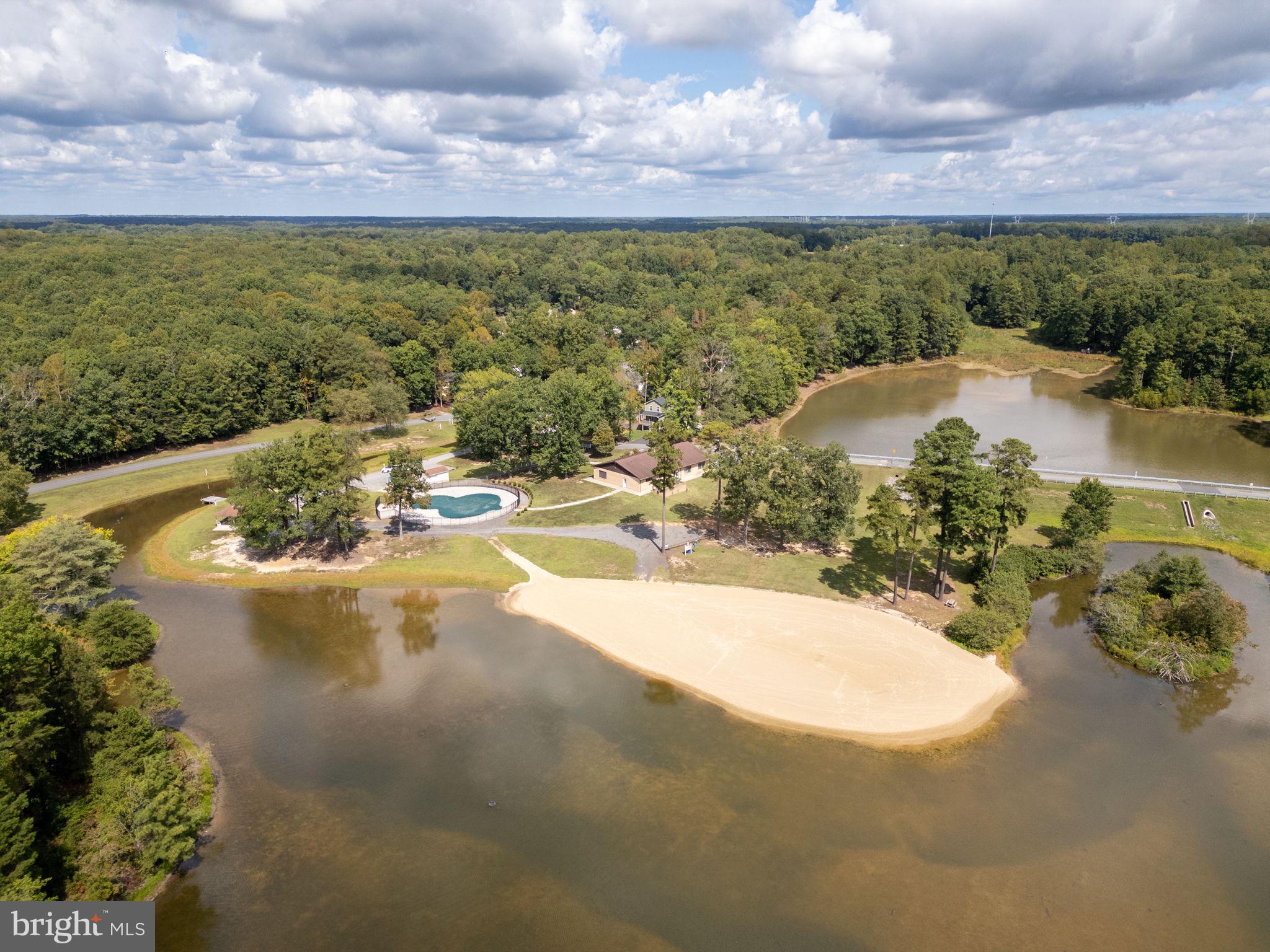 LAKE LAND OR - Residential