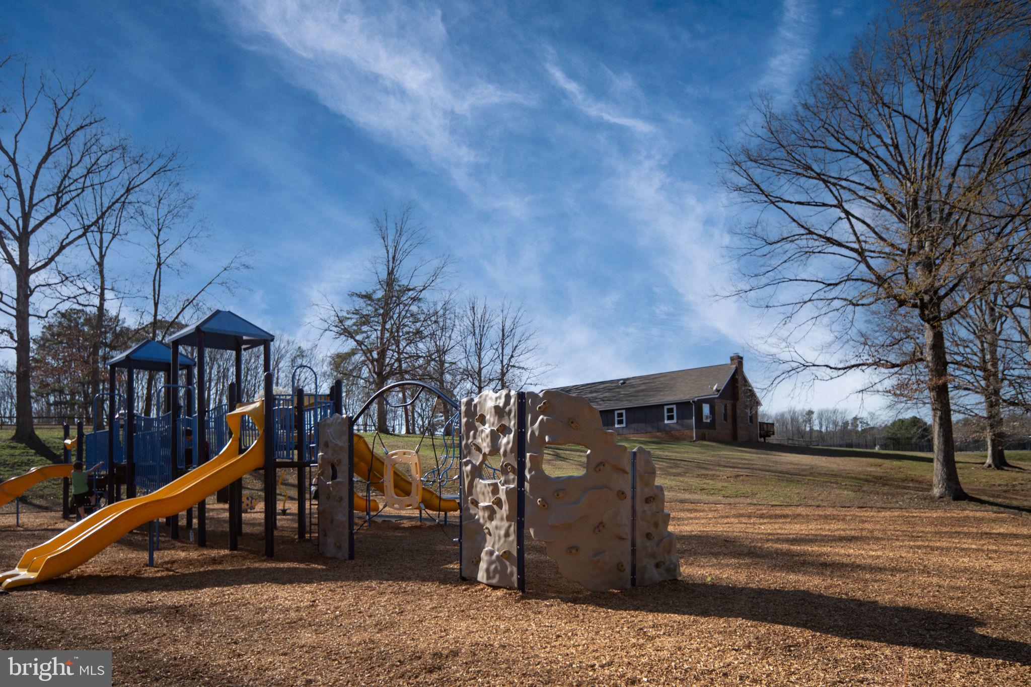 LAKE LAND OR - Residential