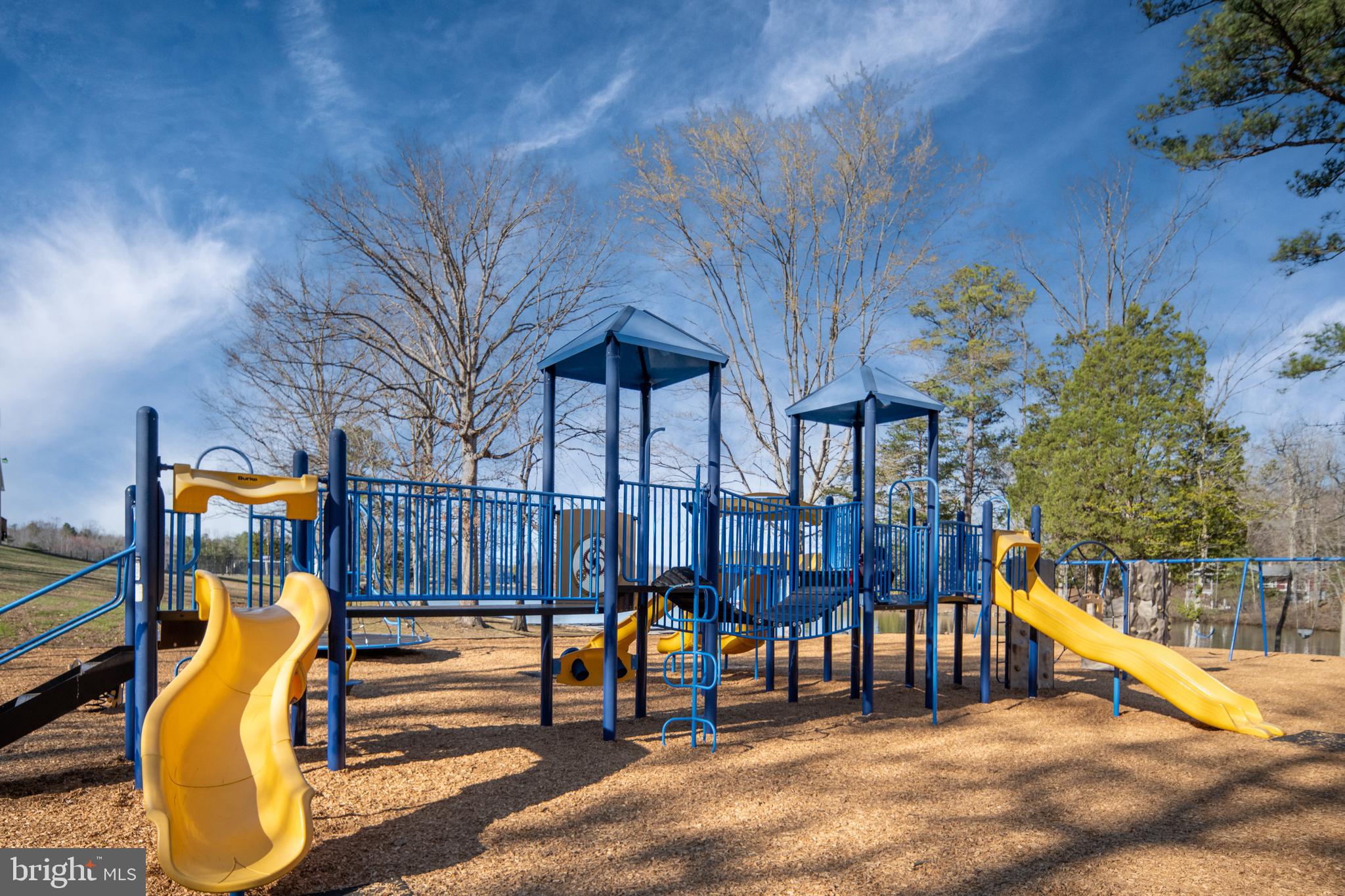 LAKE LAND OR - Residential