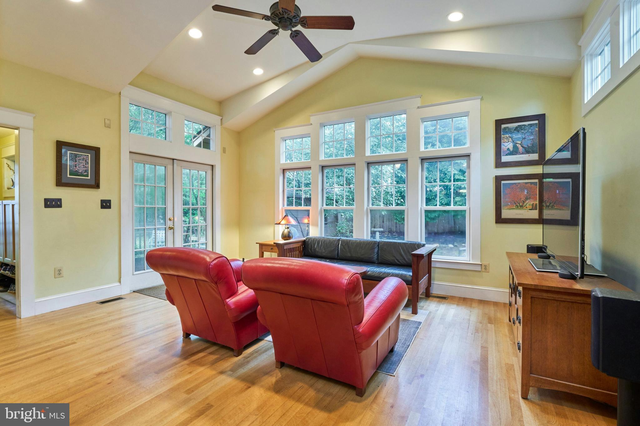 LYON PARK - Residential