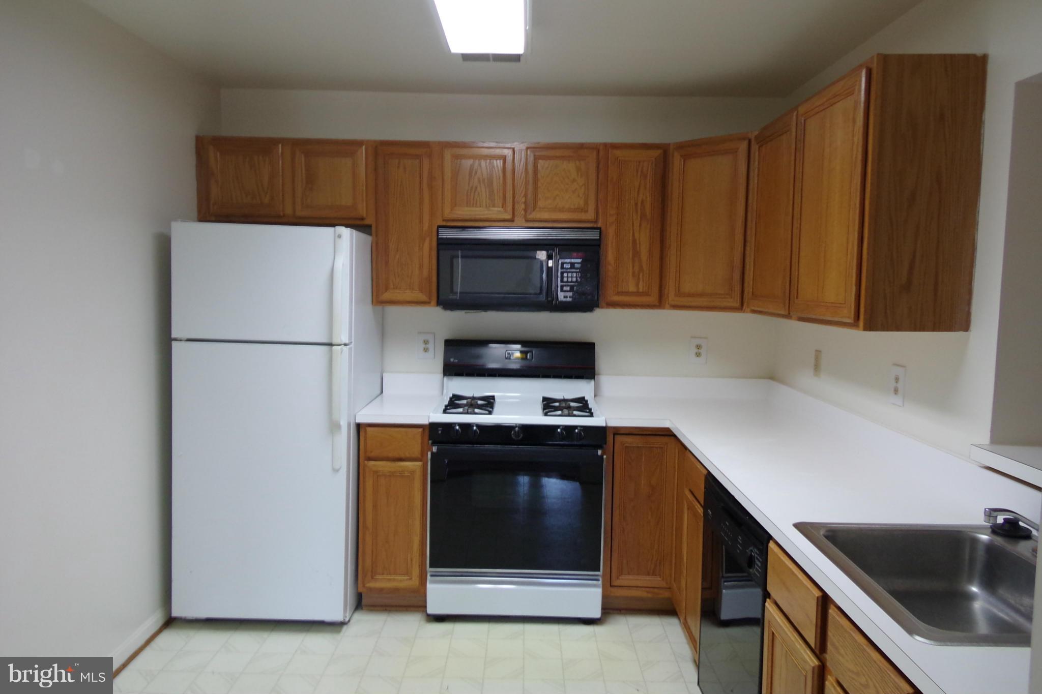 SUMMERHOUSE/SUMMERLAND - Residential Lease