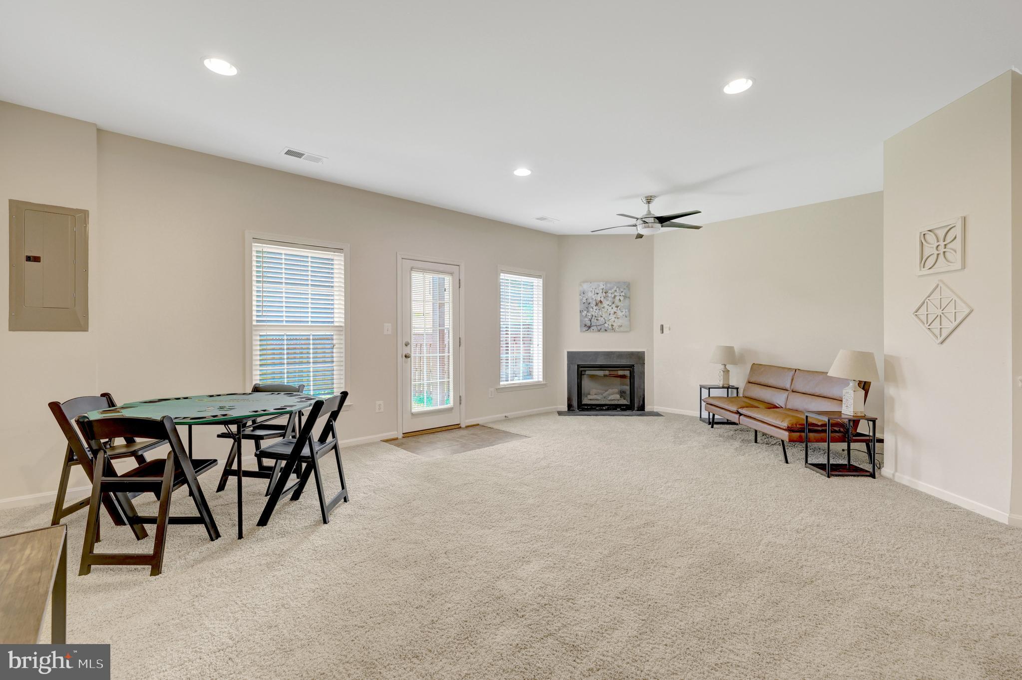 41900 DIAMONDLEAF TERRACE