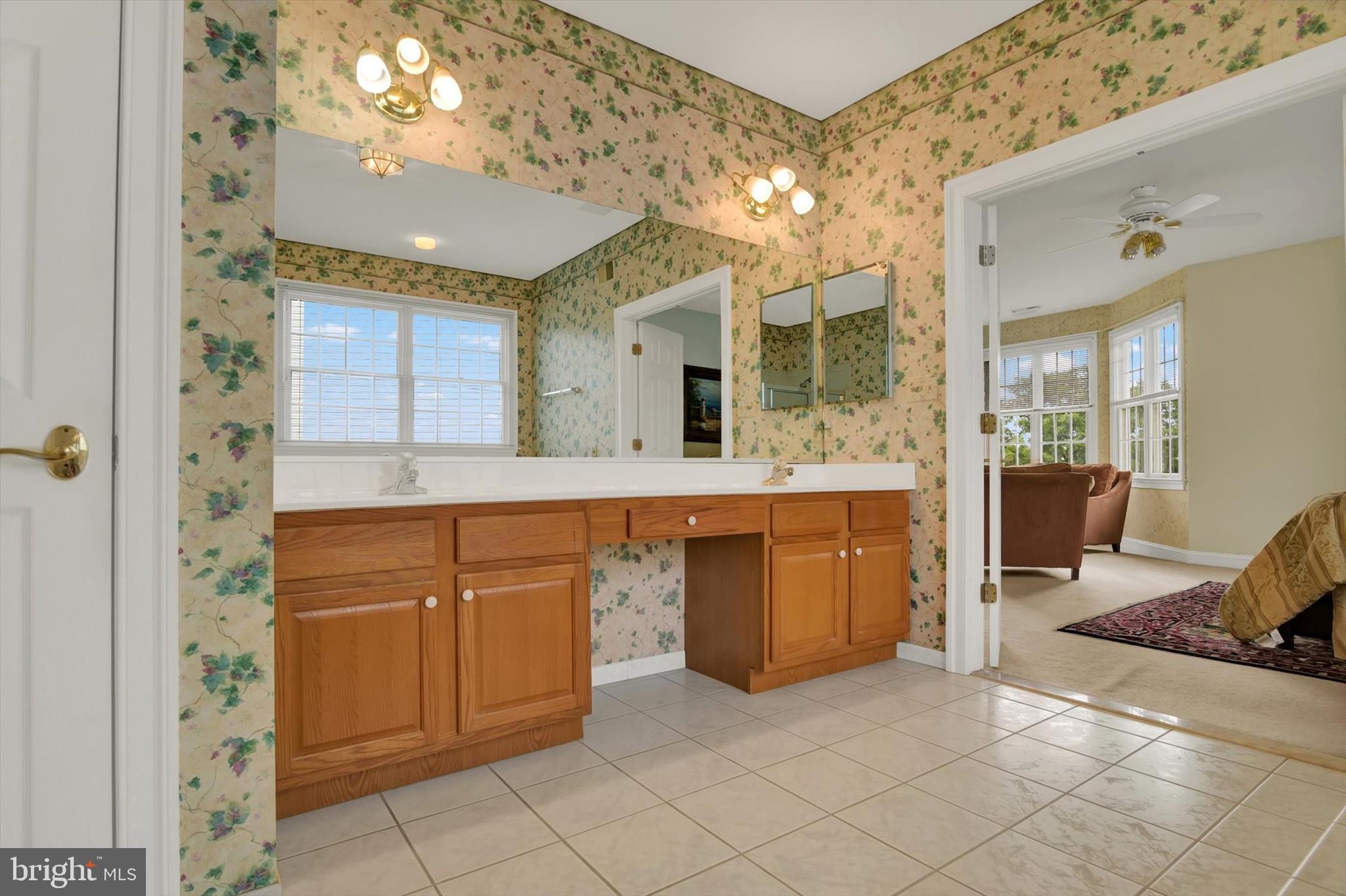 WEST GATE - Residential