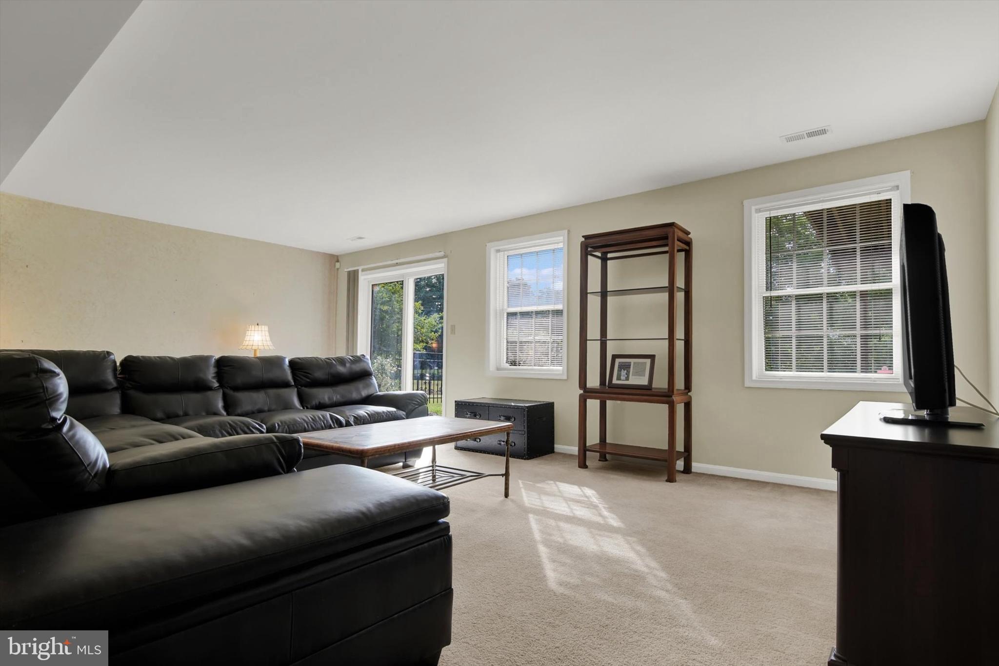 WEST GATE - Residential