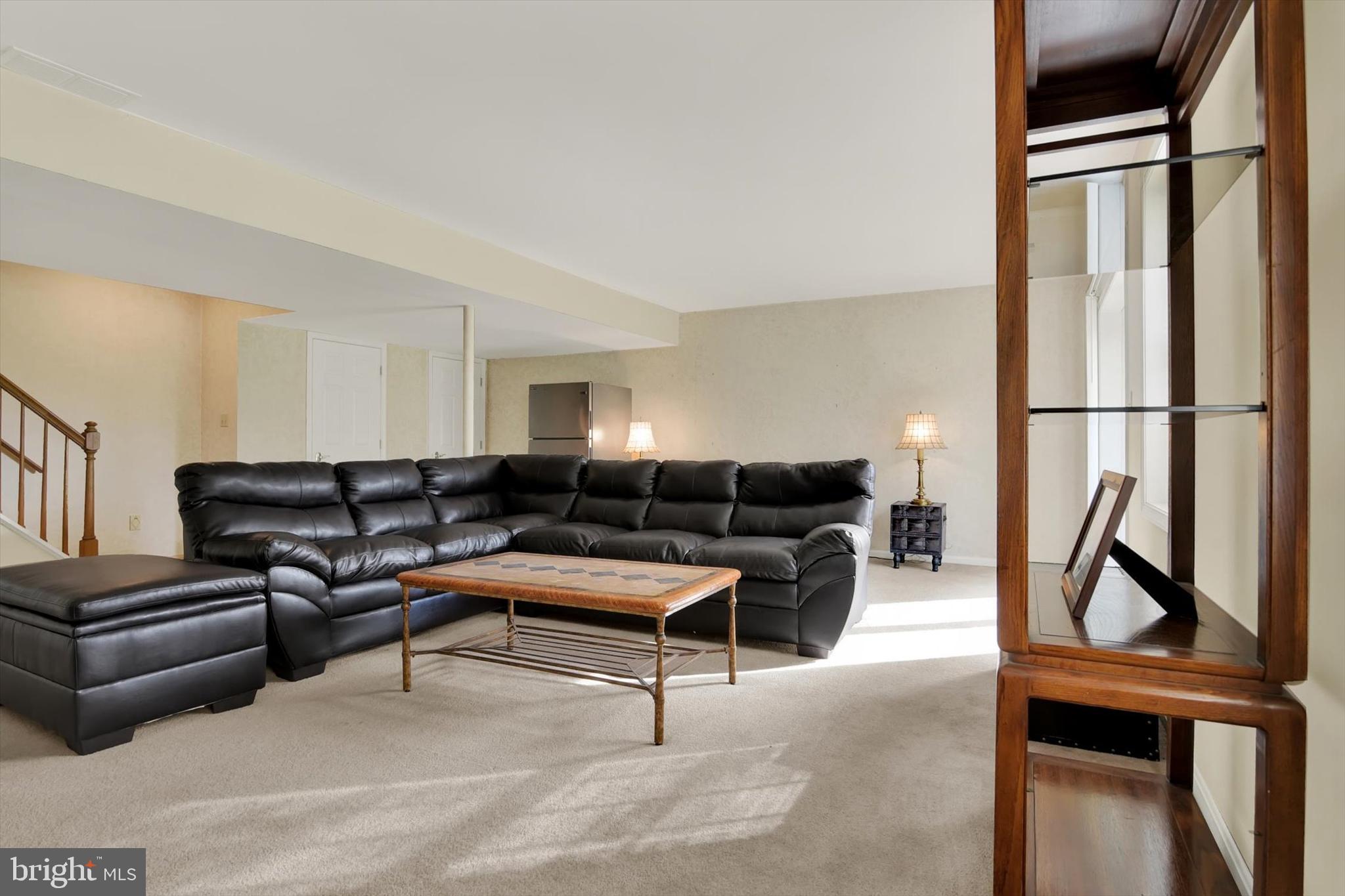 WEST GATE - Residential