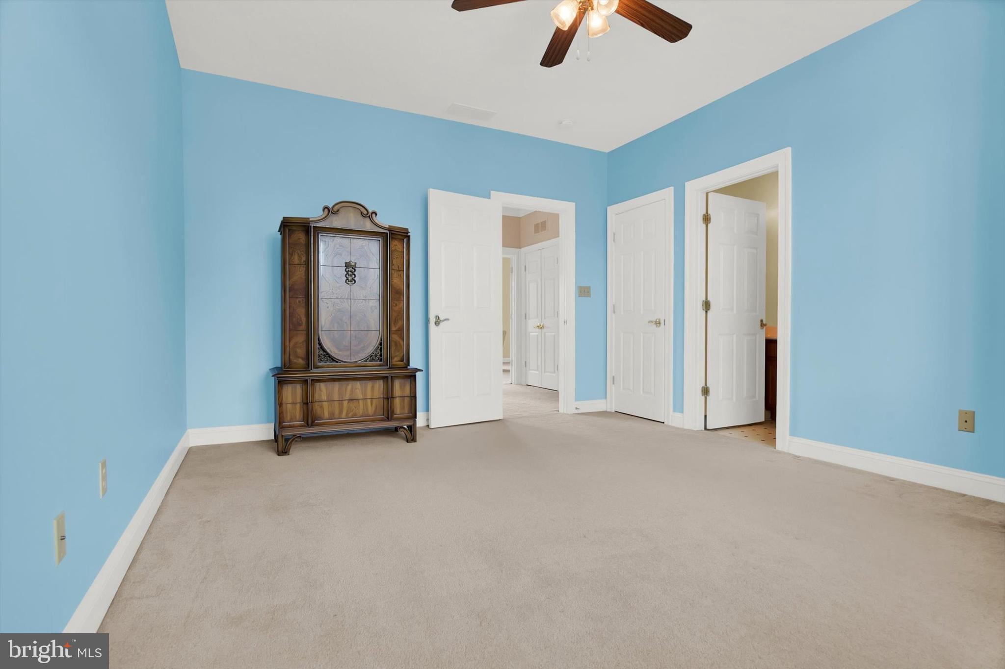 WEST GATE - Residential