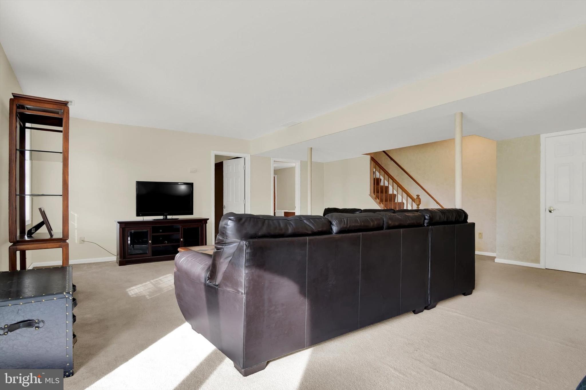 WEST GATE - Residential