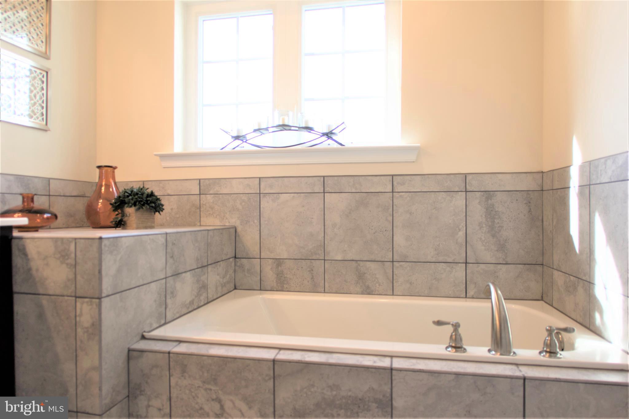 BRIAR RUN - Residential