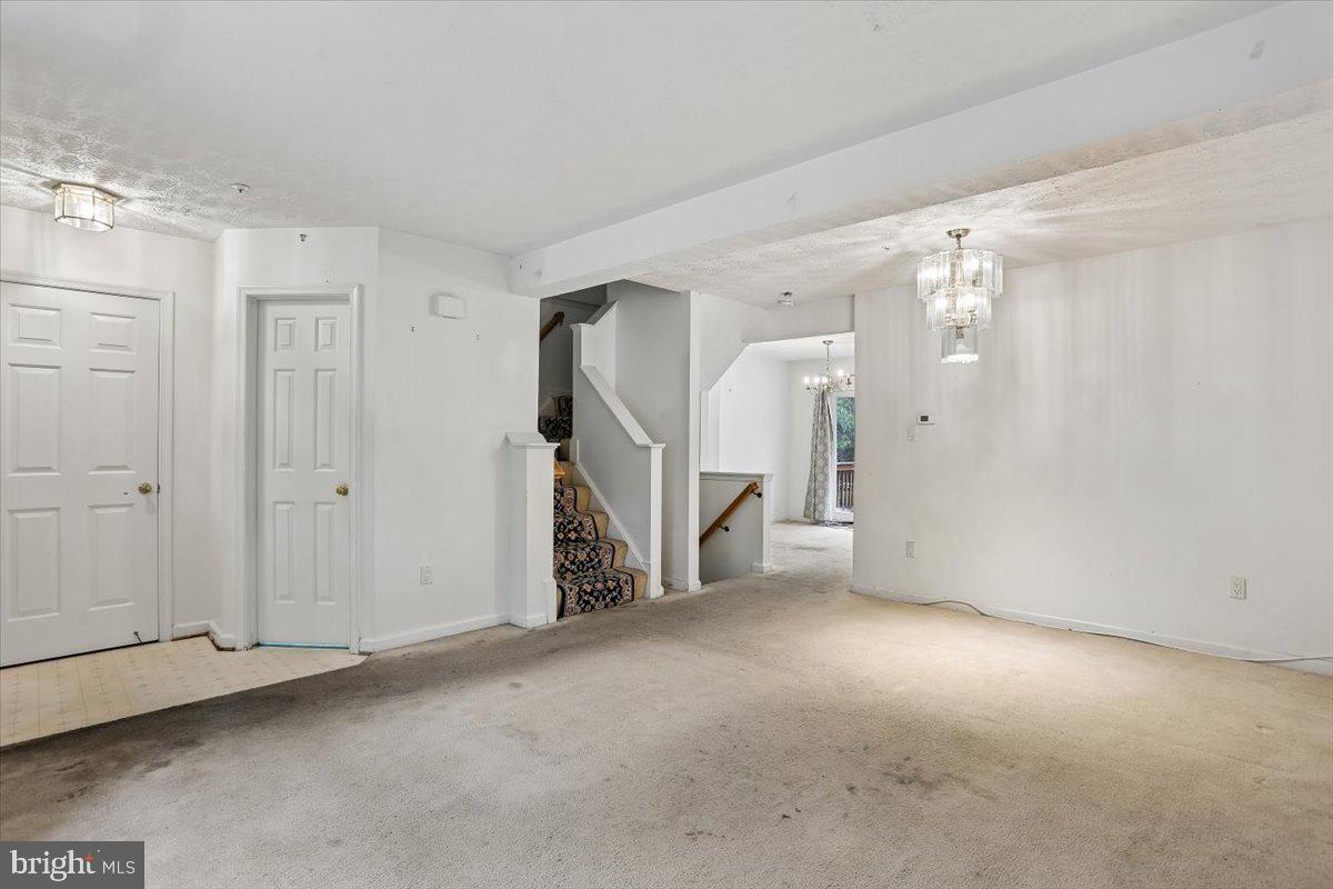 66 SHADOWRIDGE COURT