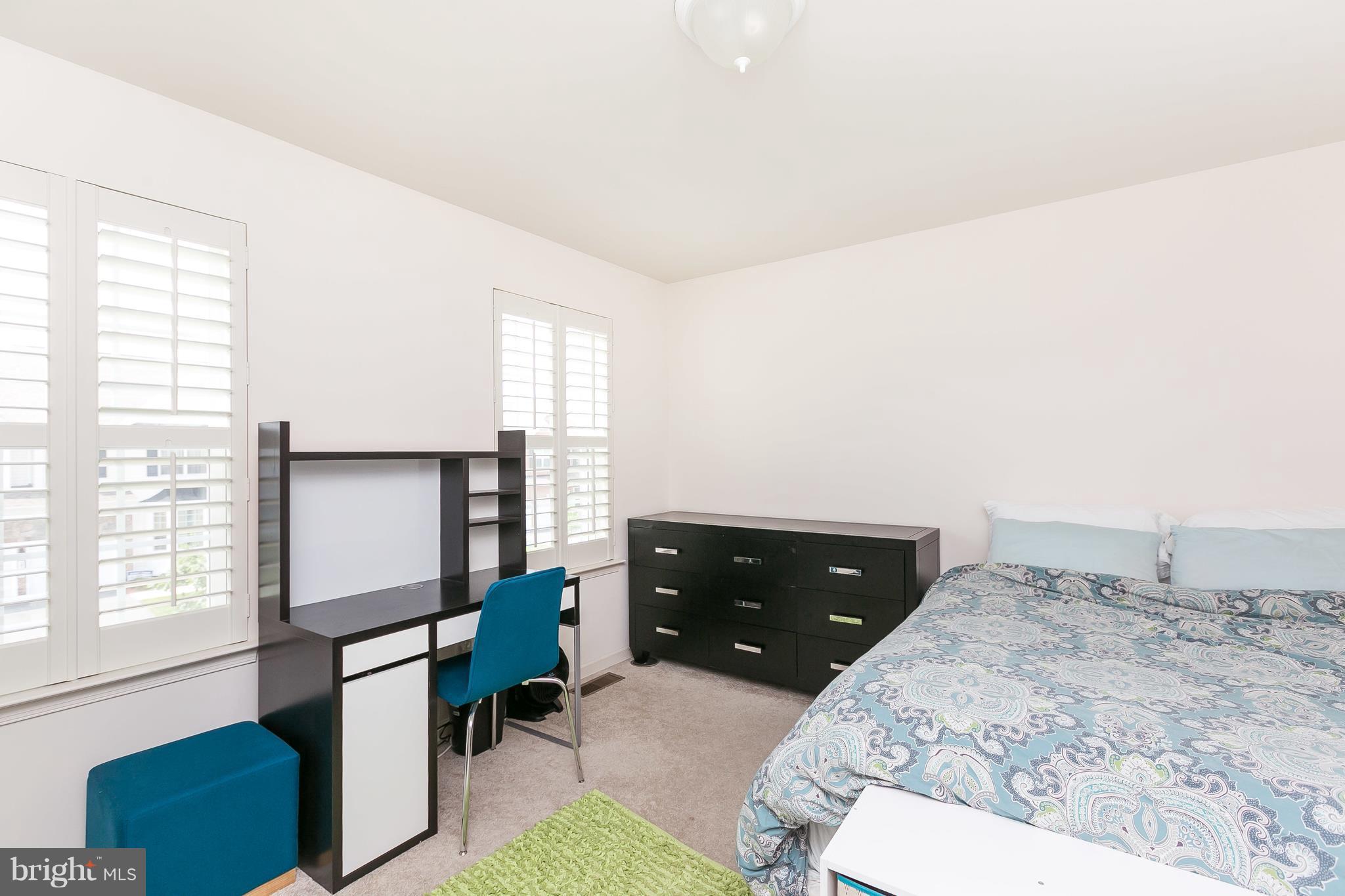 THE PARKE AT MOUNT WASHINGTON - Residential