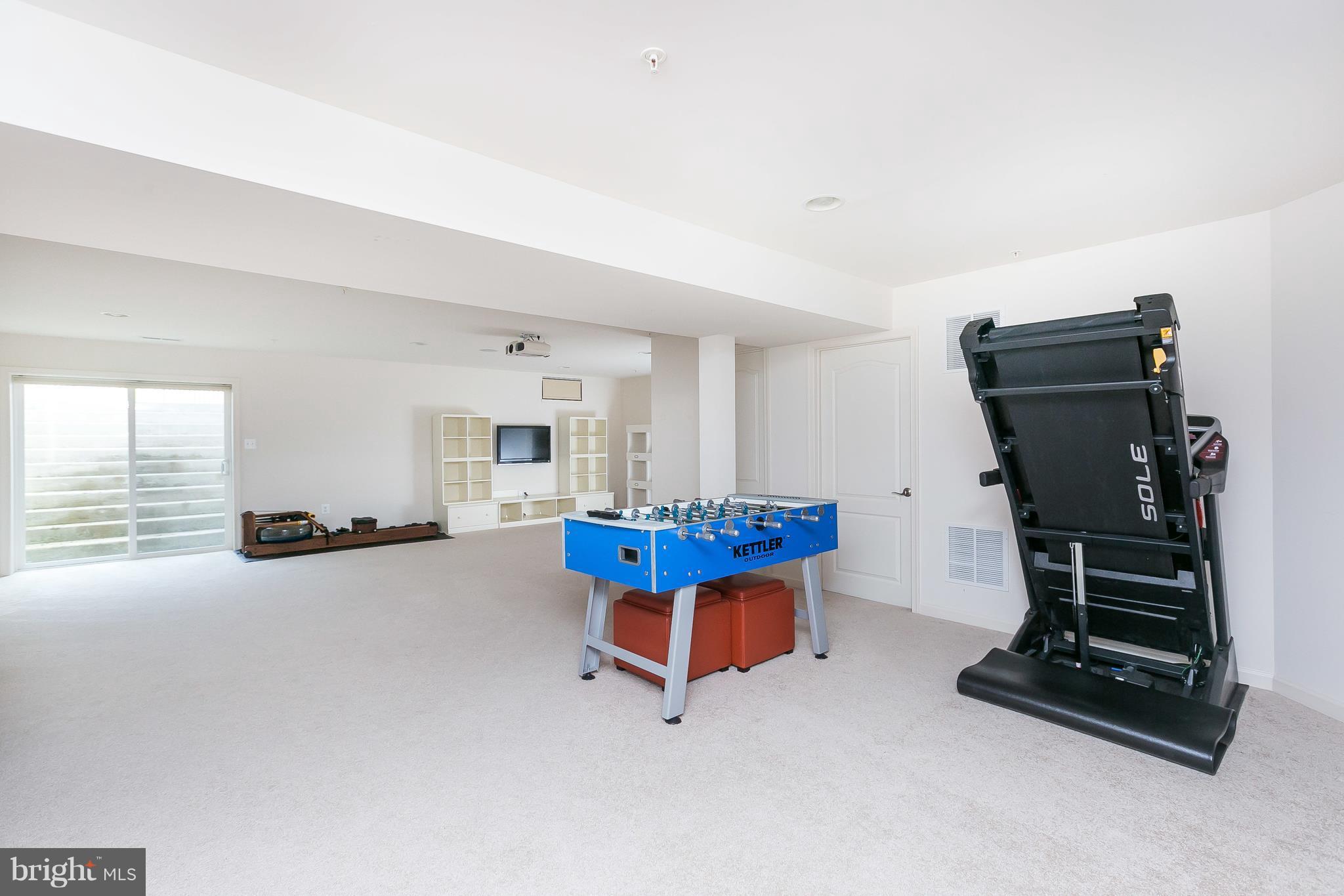 THE PARKE AT MOUNT WASHINGTON - Residential