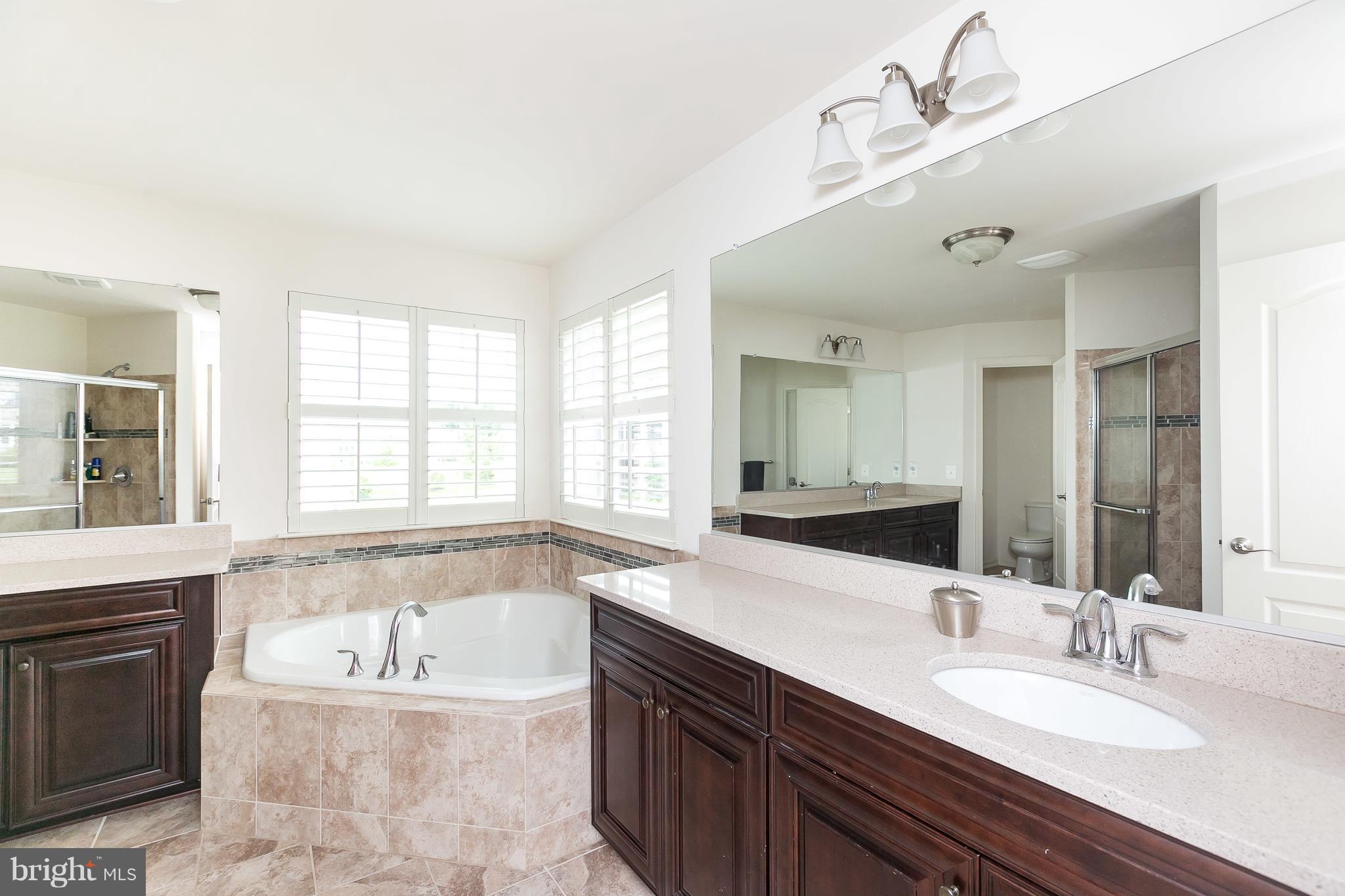 THE PARKE AT MOUNT WASHINGTON - Residential