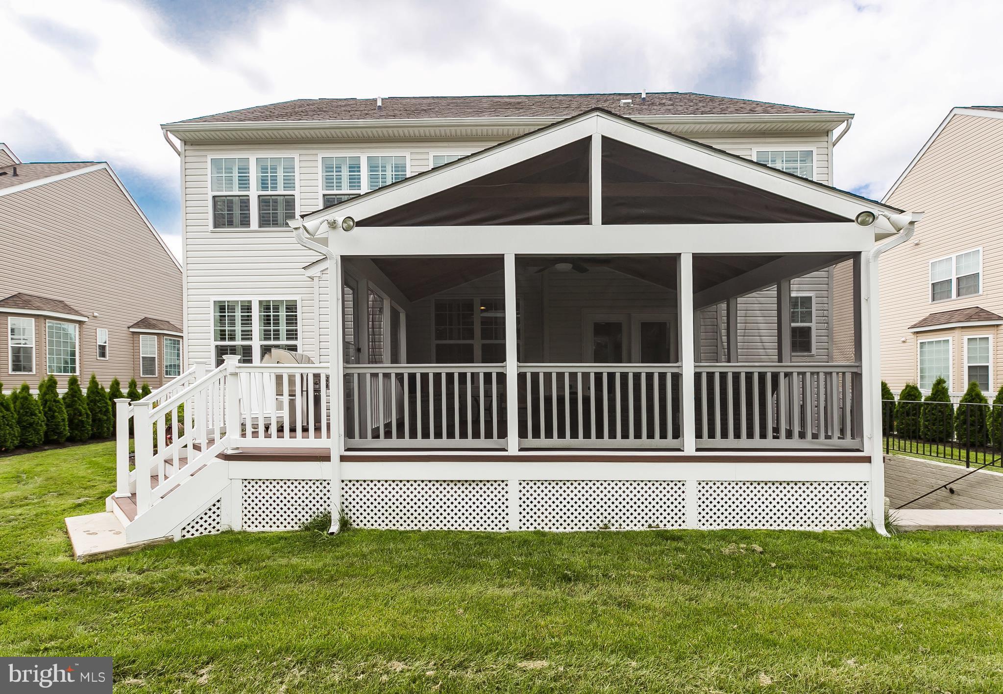 THE PARKE AT MOUNT WASHINGTON - Residential