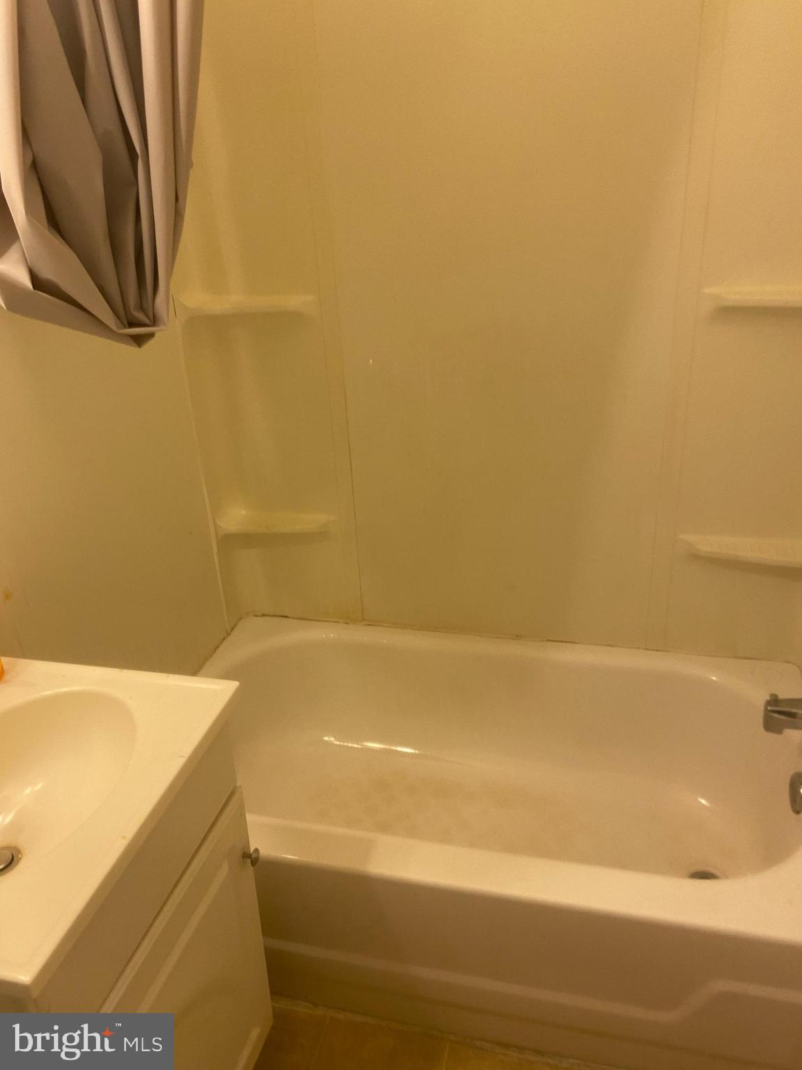 BROOKLYN - Residential Lease