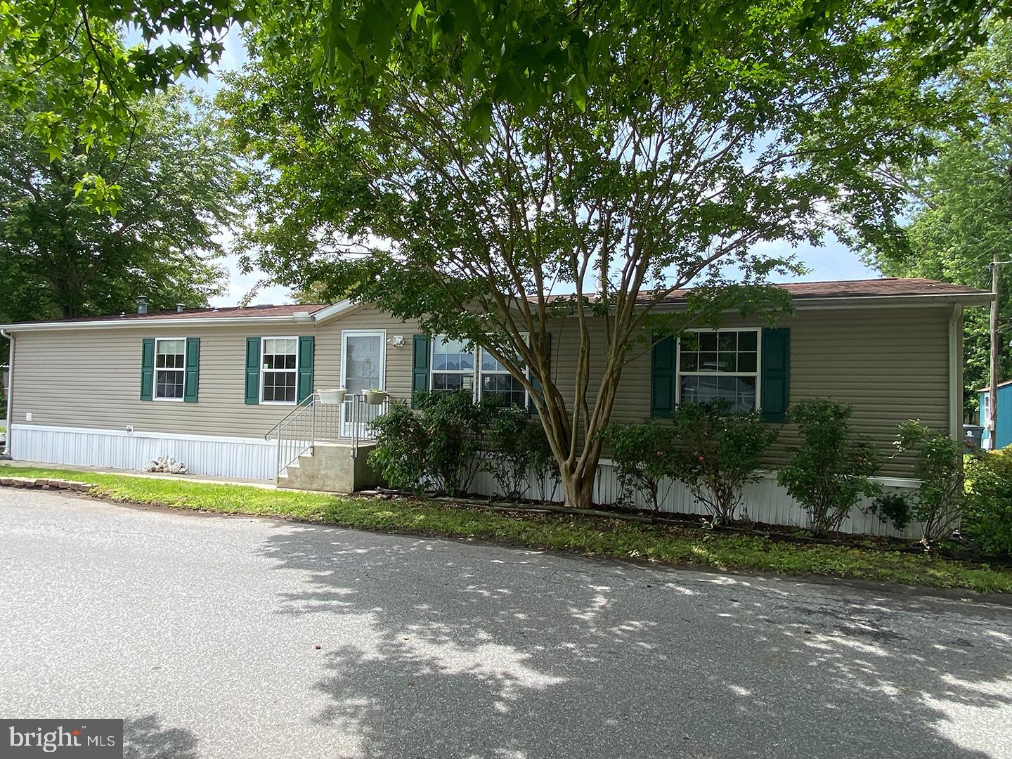 19874 SEA AIR AVENUE