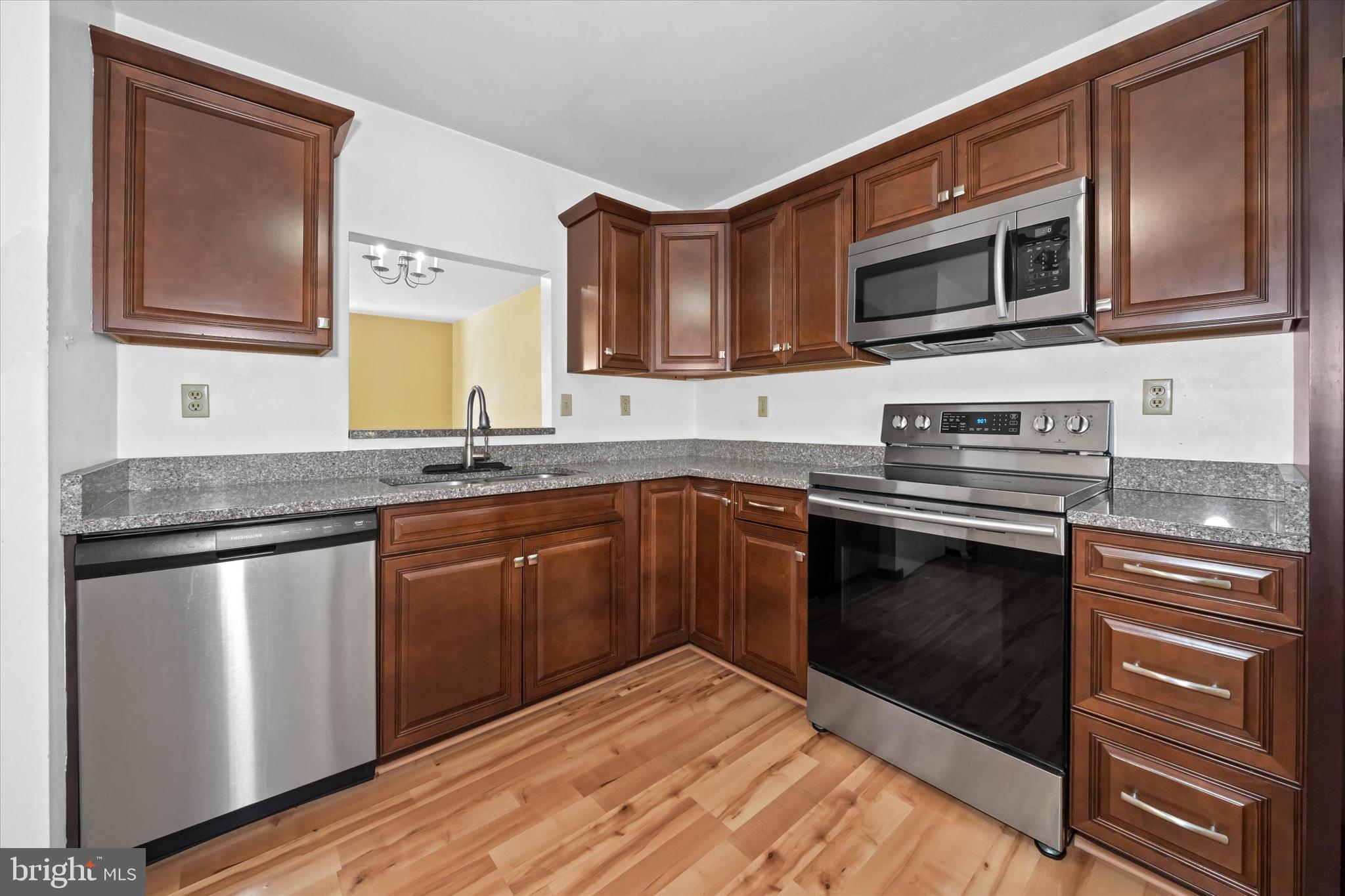 THE GREENS OF DOVE - Residential