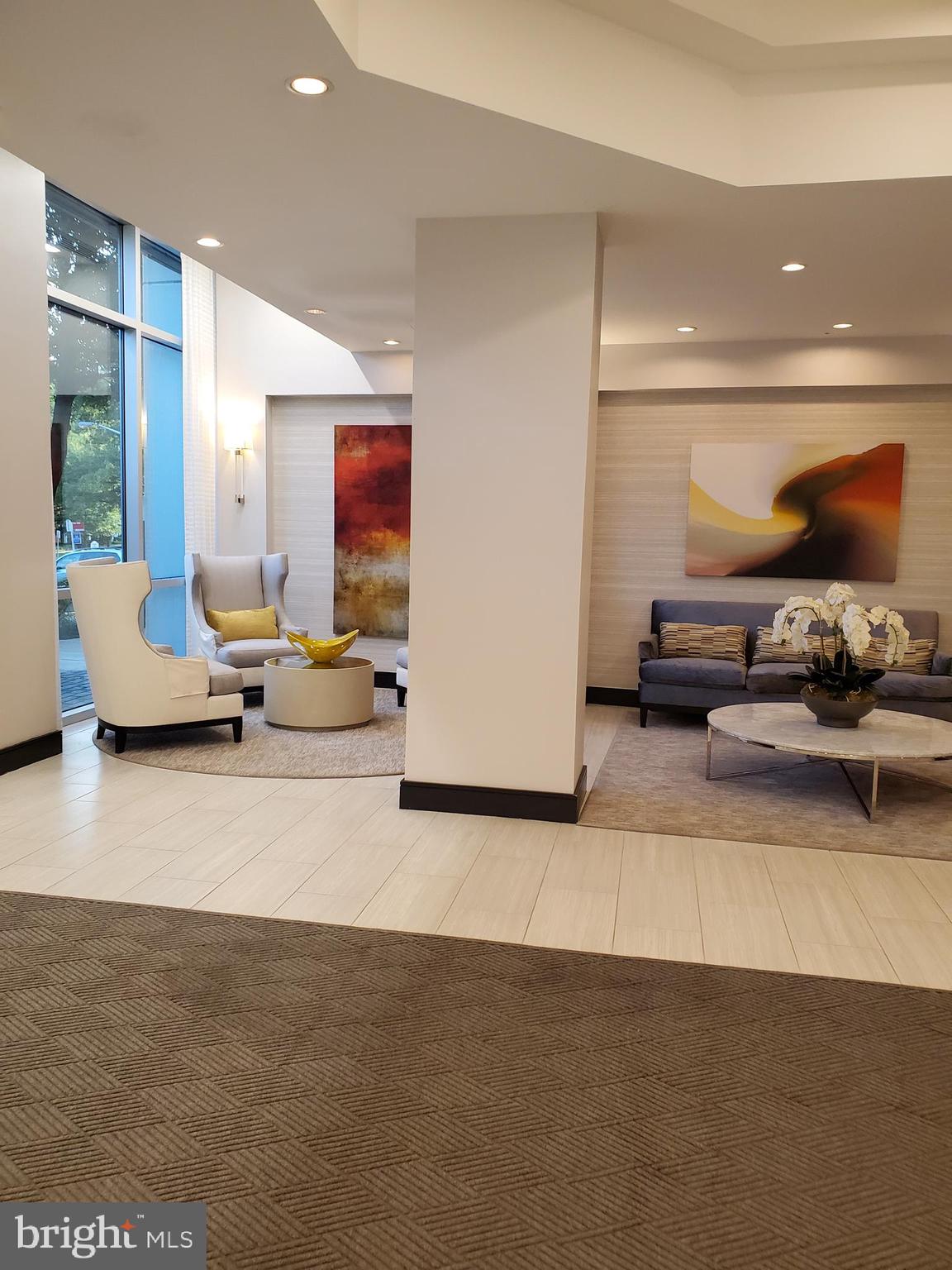 PARC EAST - Residential Lease