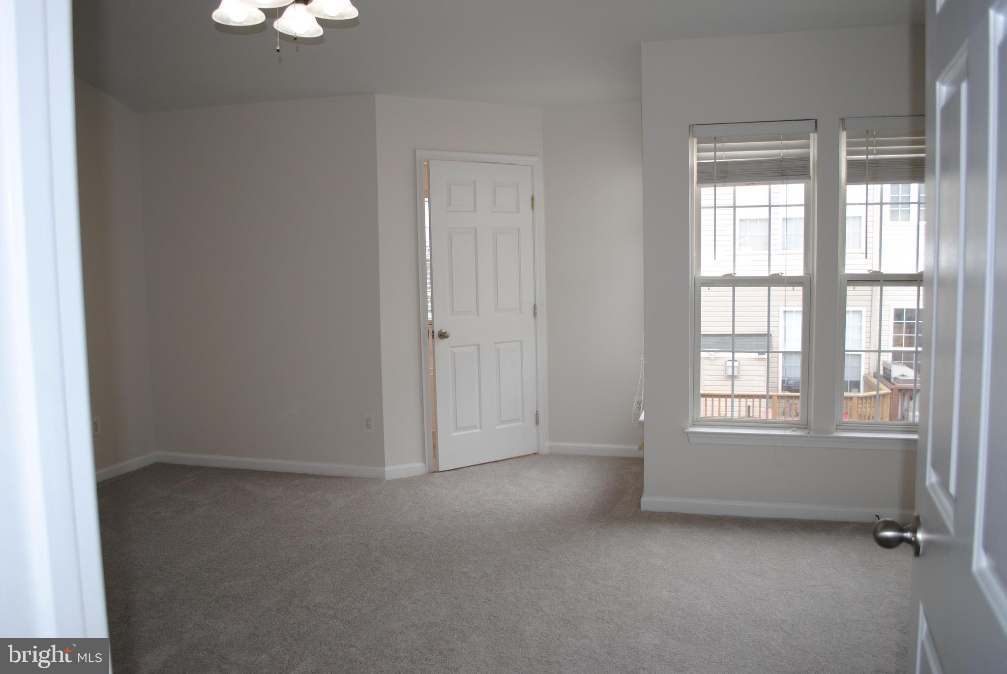 WELLESLEY - Residential Lease