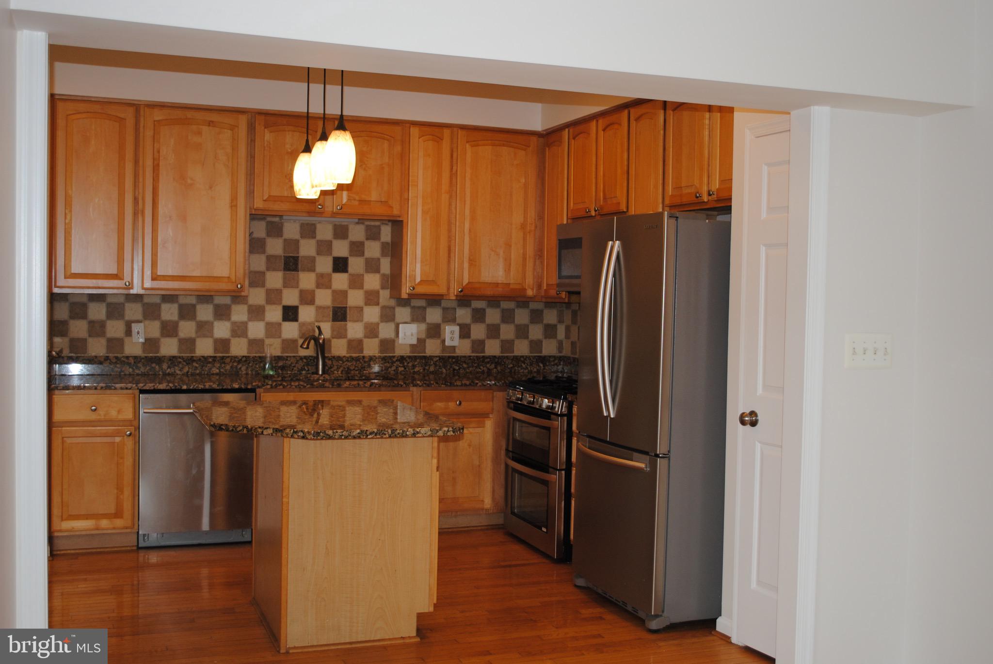 WELLESLEY - Residential Lease