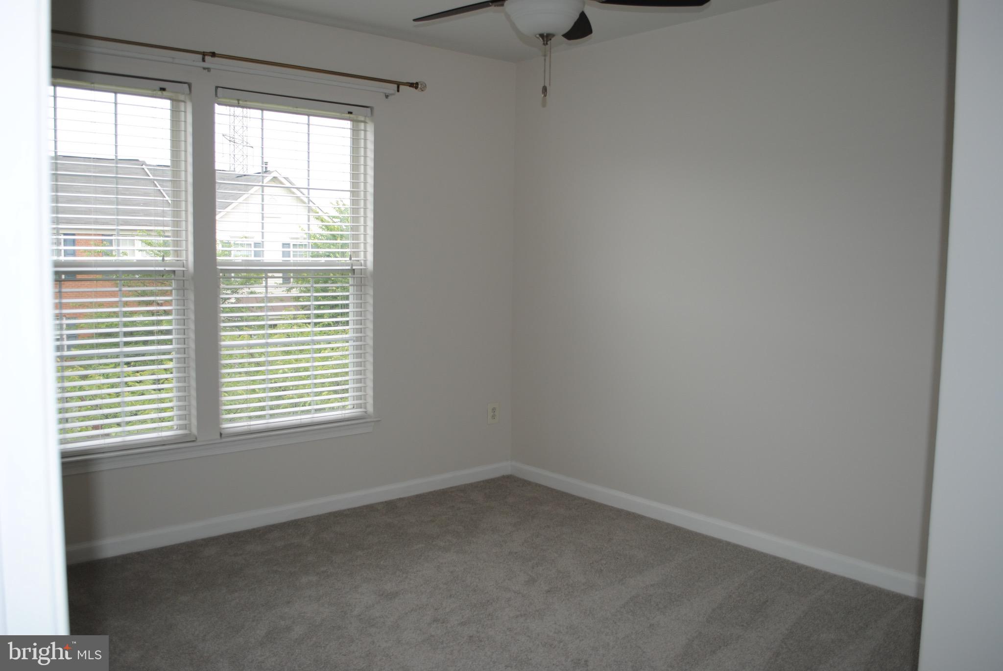 WELLESLEY - Residential Lease