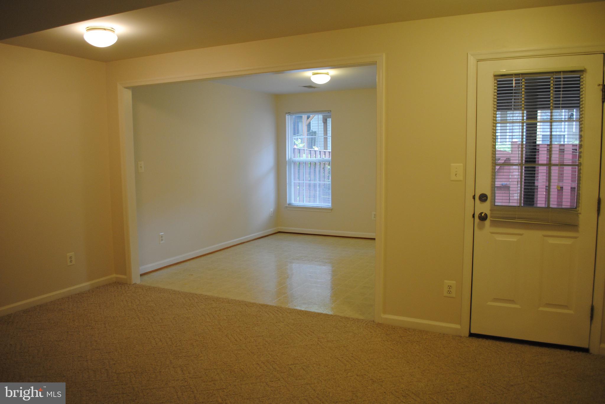 WELLESLEY - Residential Lease