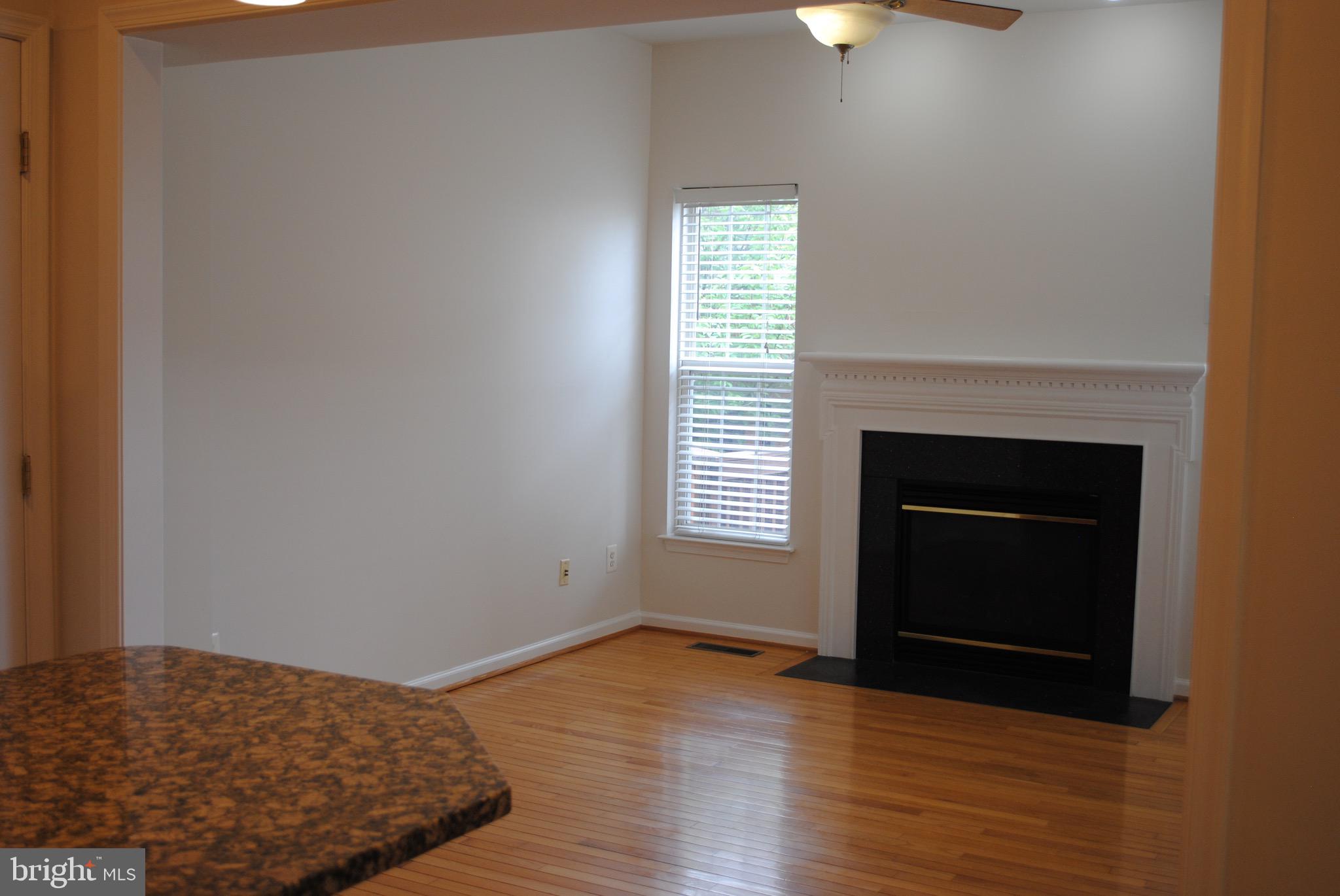 WELLESLEY - Residential Lease