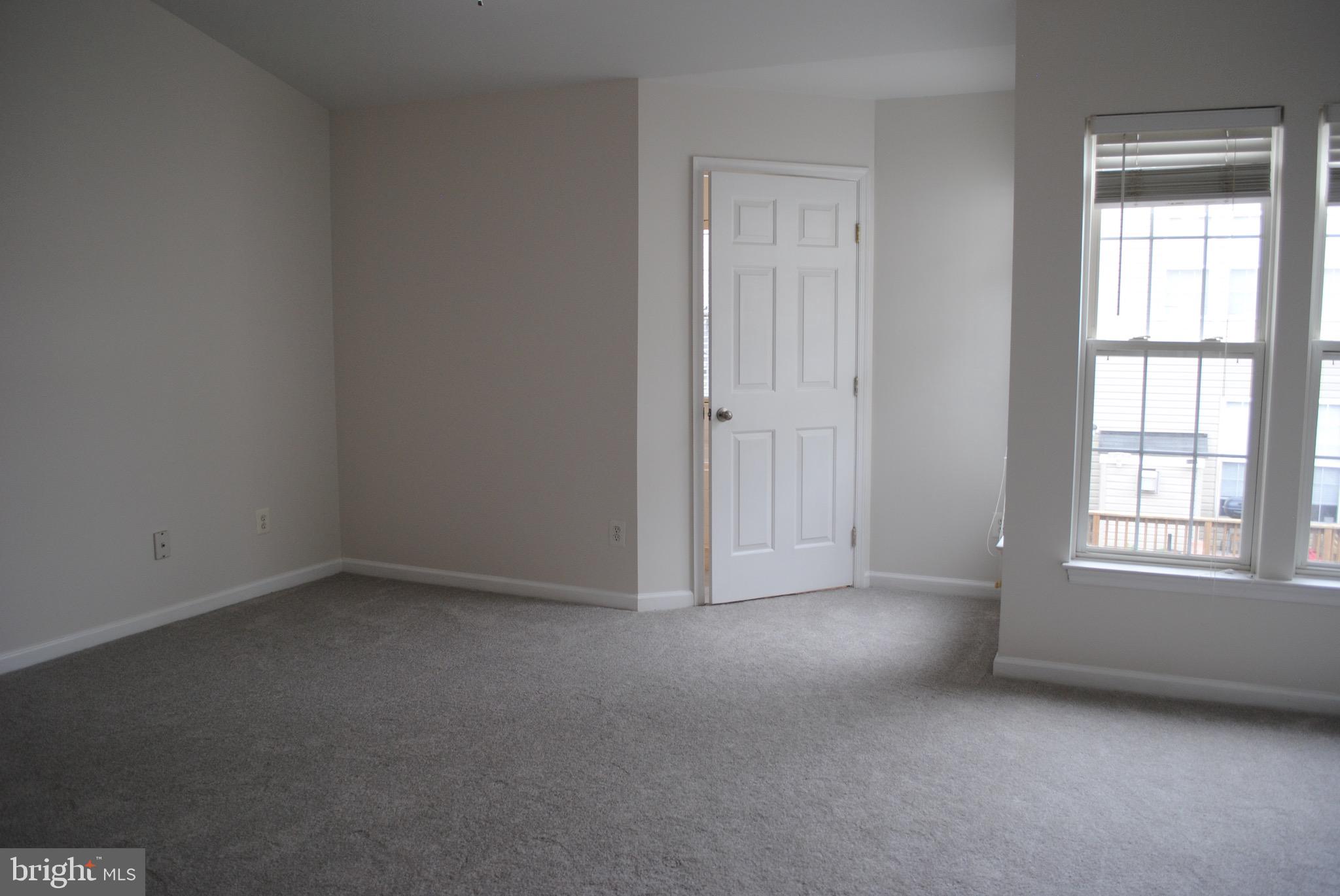 WELLESLEY - Residential Lease