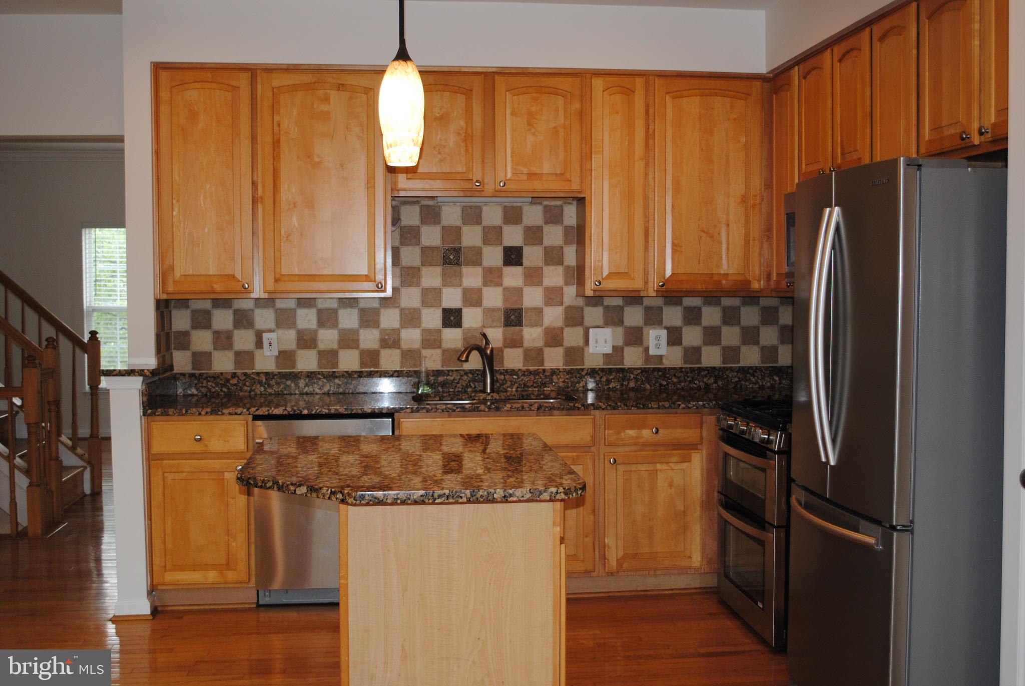 WELLESLEY - Residential Lease