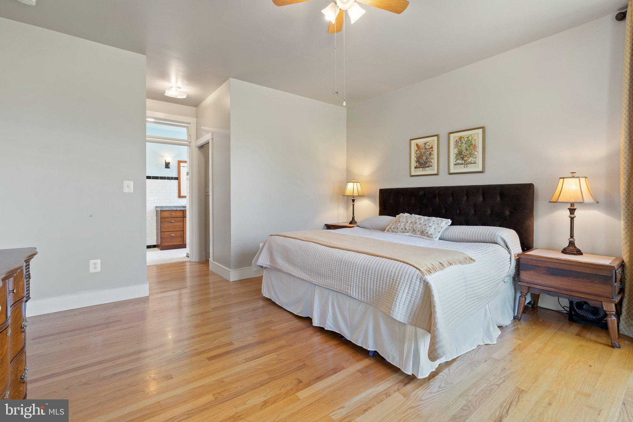 LOVETTSVILLE - Residential