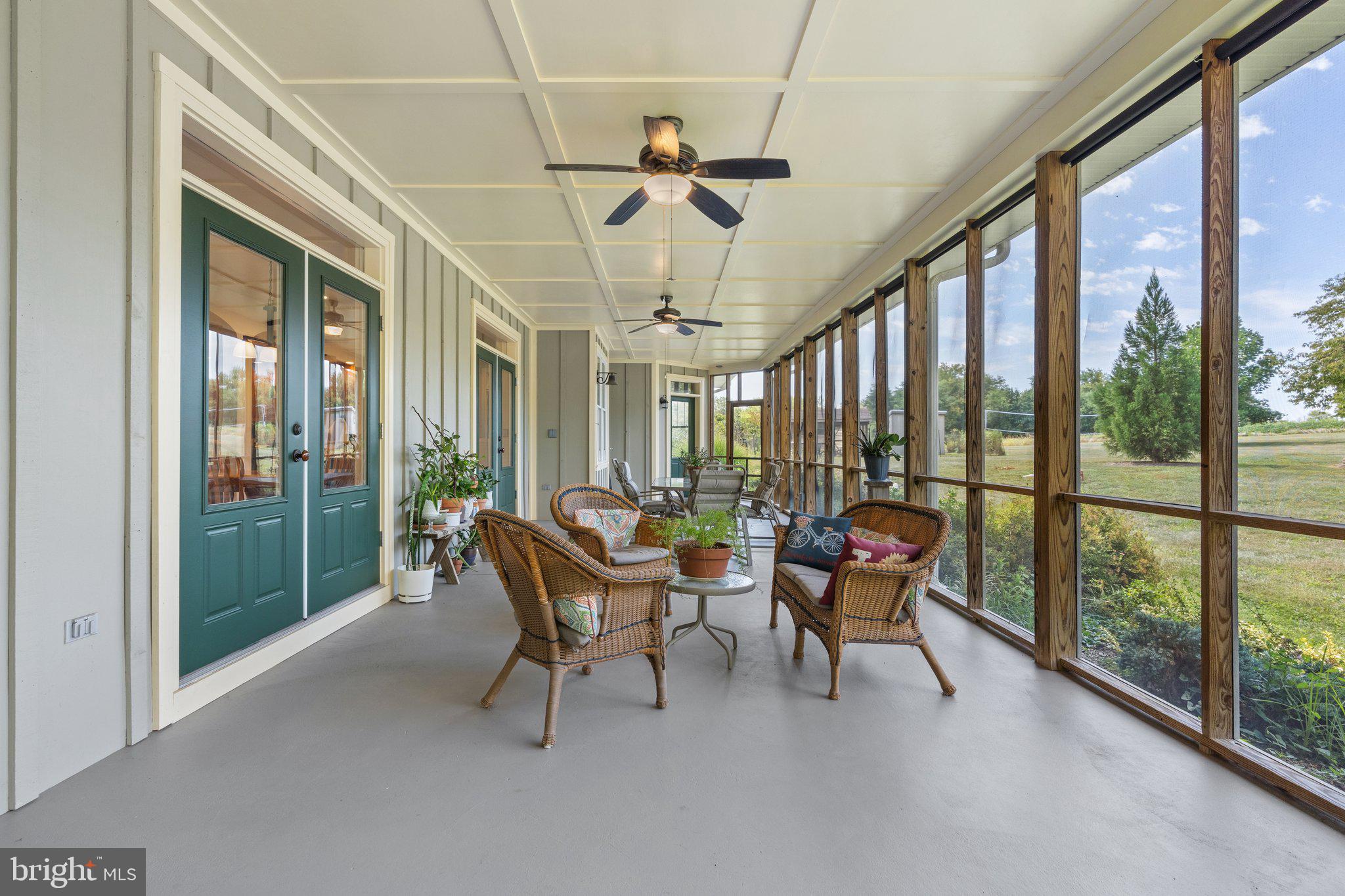 LOVETTSVILLE - Residential