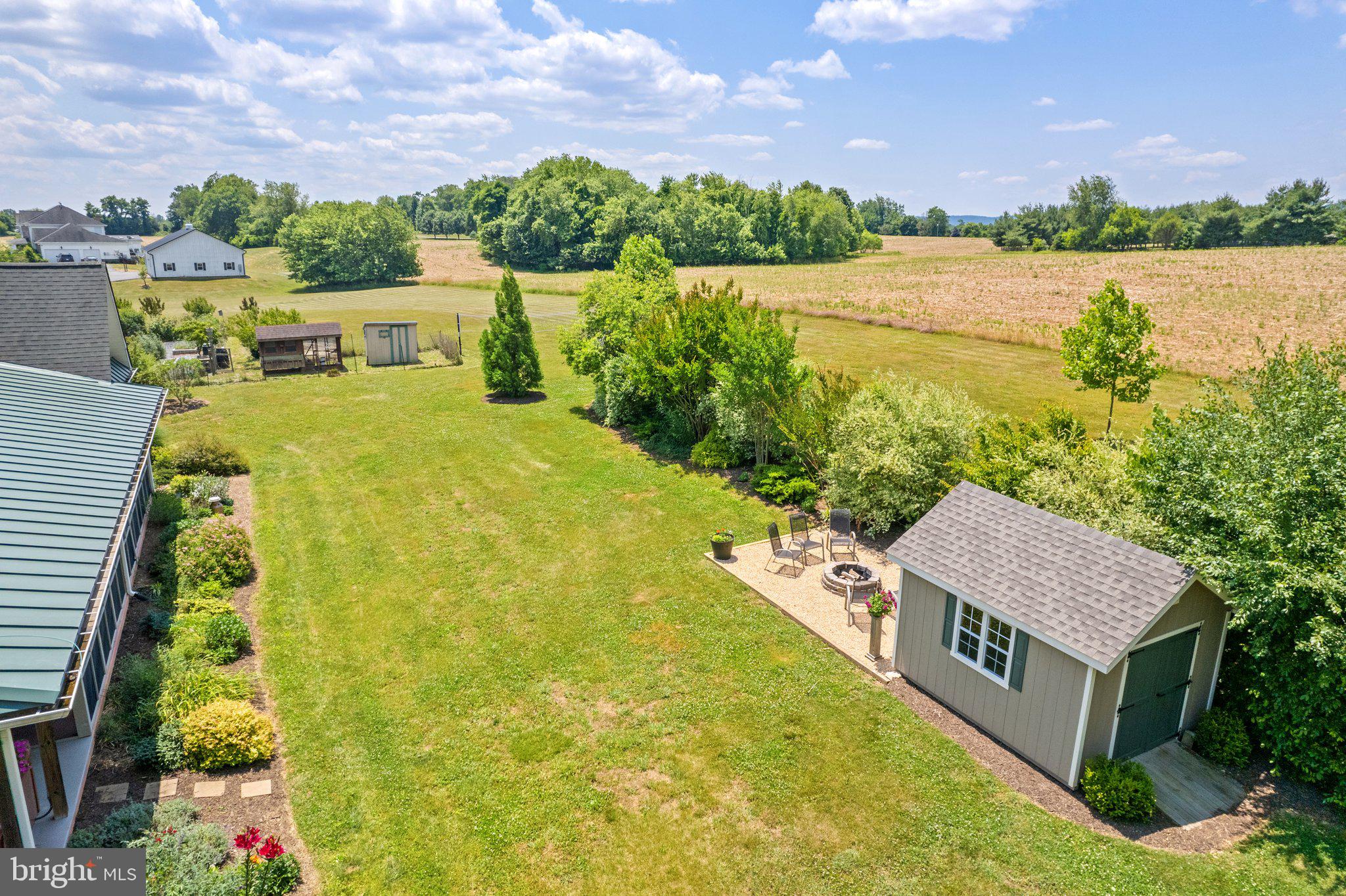 LOVETTSVILLE - Residential