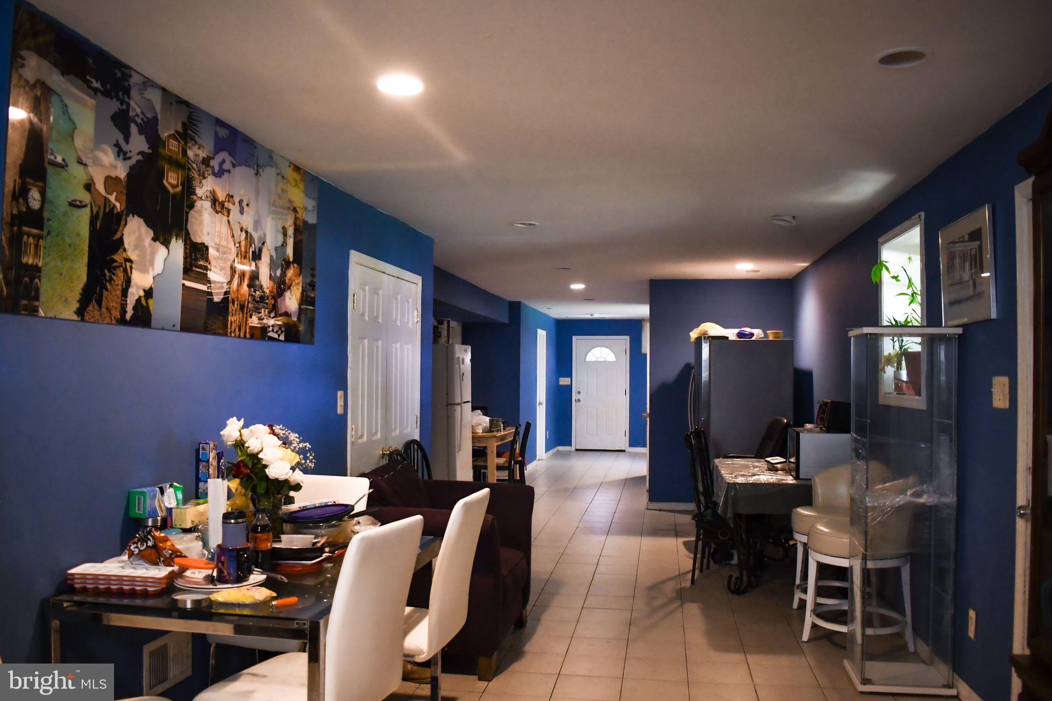 NORTH WOODRIDGE - Residential