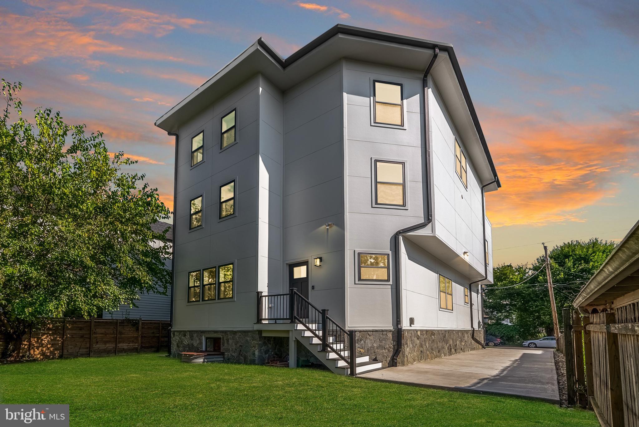 LYON PARK - Residential