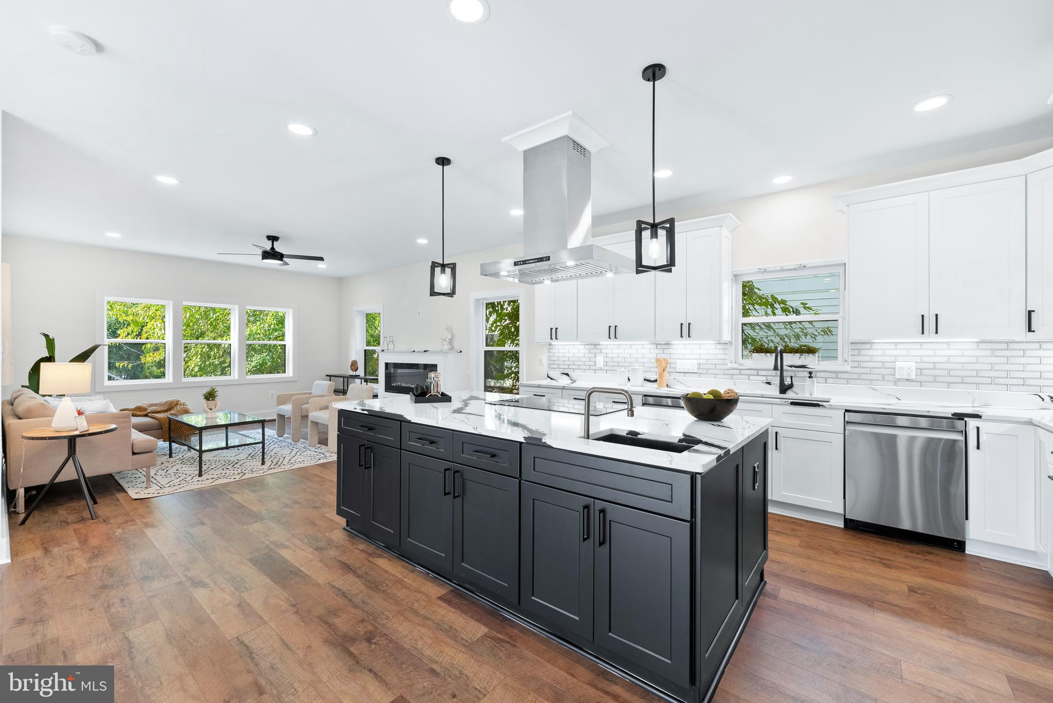 LYON PARK - Residential