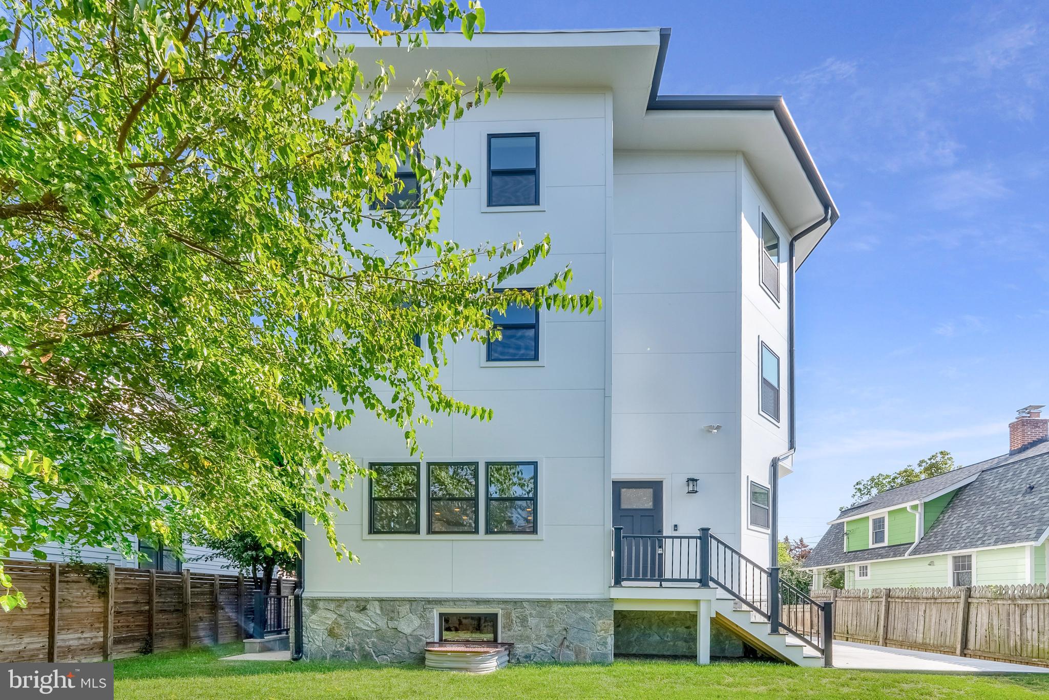 LYON PARK - Residential