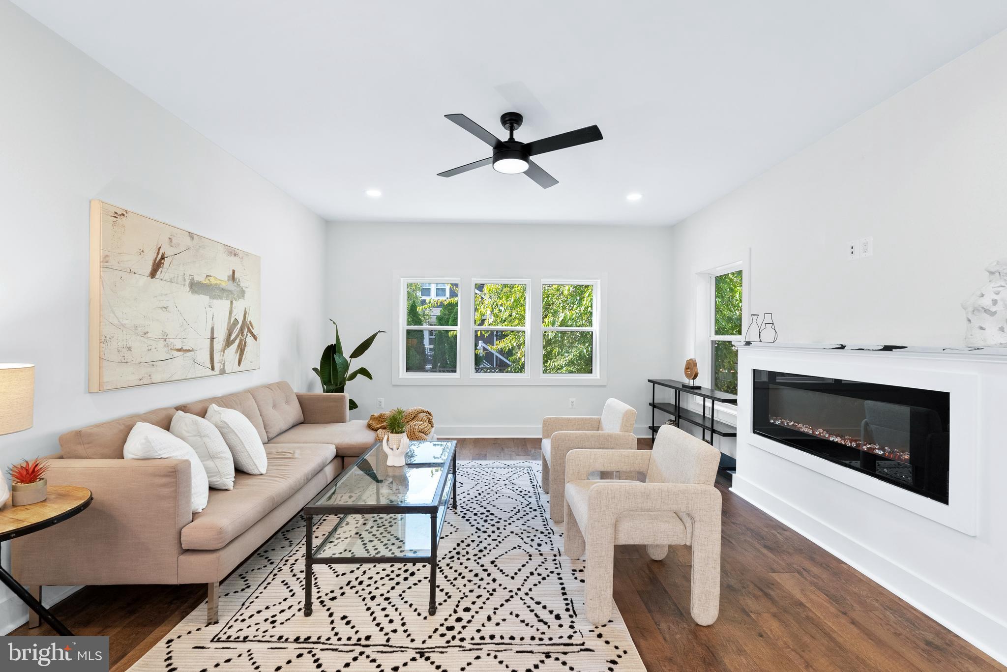 LYON PARK - Residential