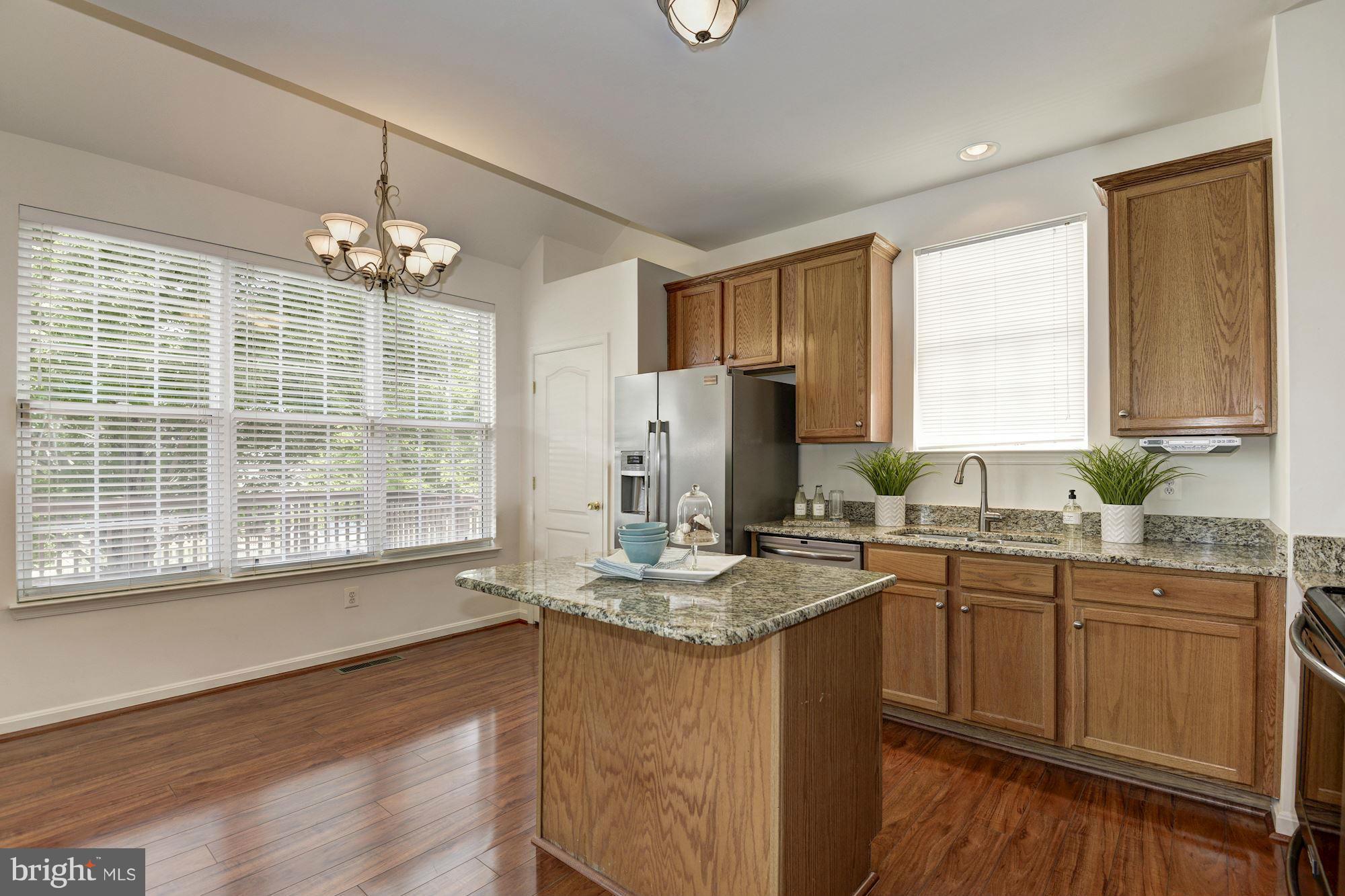 SOUTH RIDING - Residential