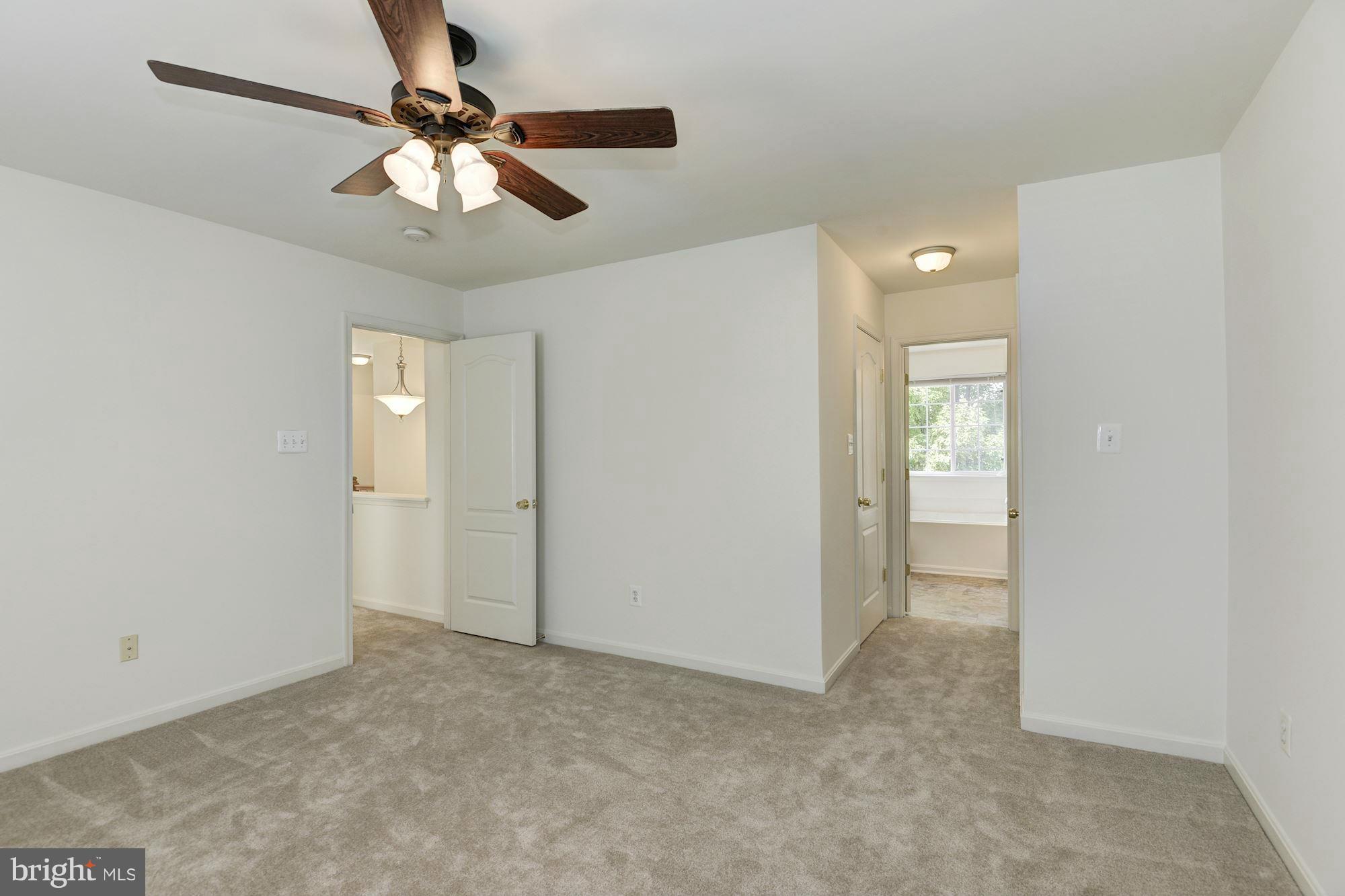 SOUTH RIDING - Residential