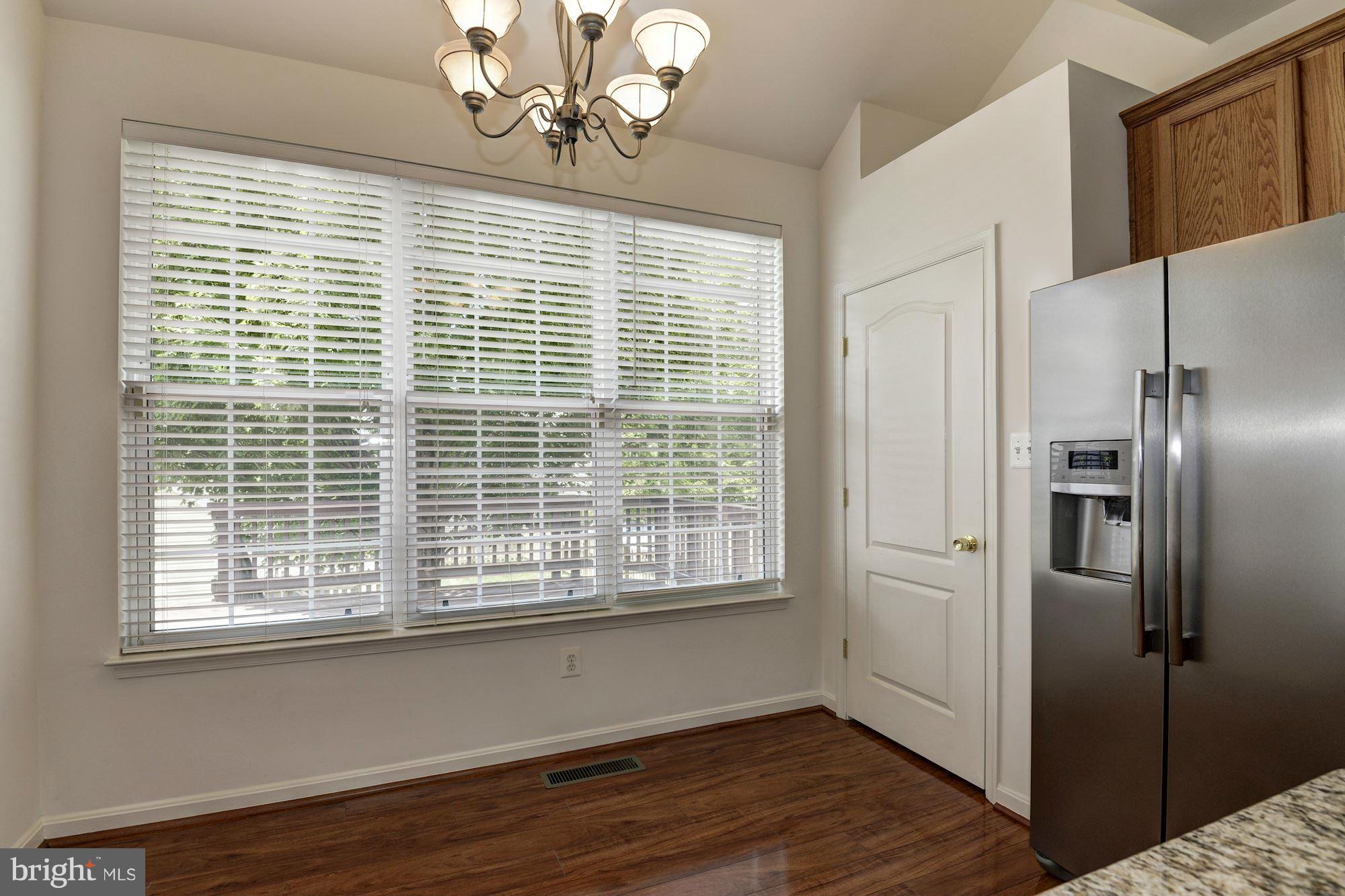 SOUTH RIDING - Residential