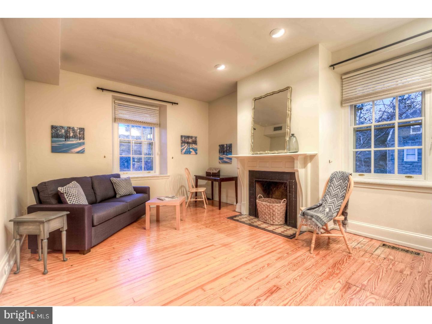 CHESTNUT HILL - Residential