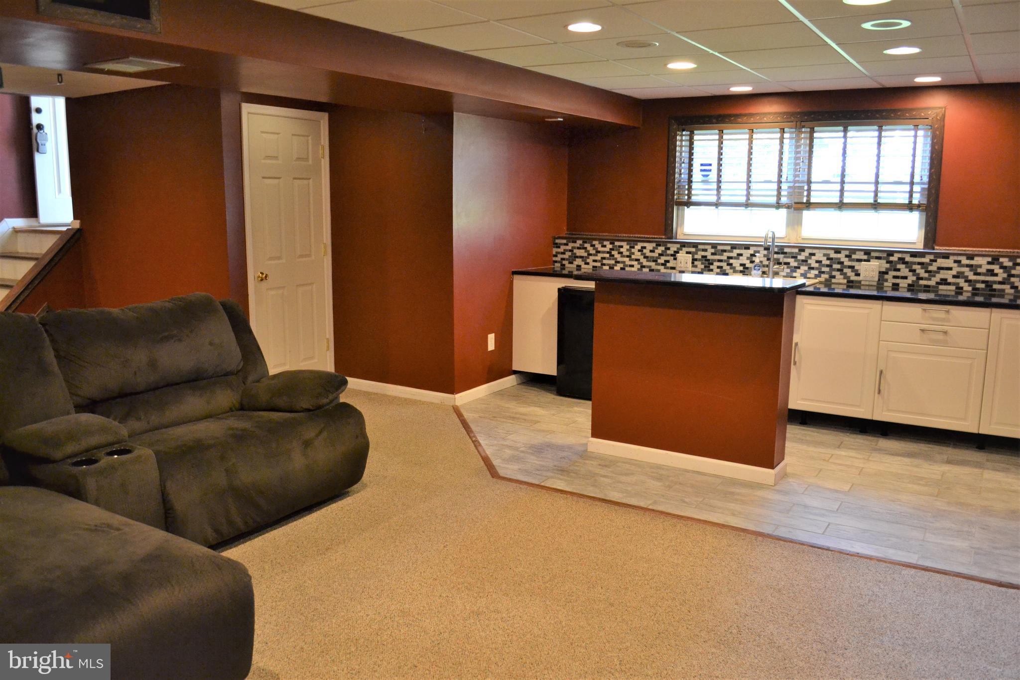 ROSEDALE - Residential