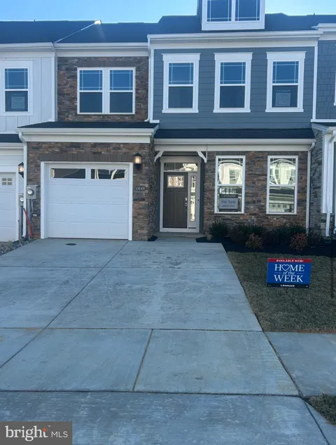10649 Grand Teton Place, White Plains, MD MLS: MDCH2040318