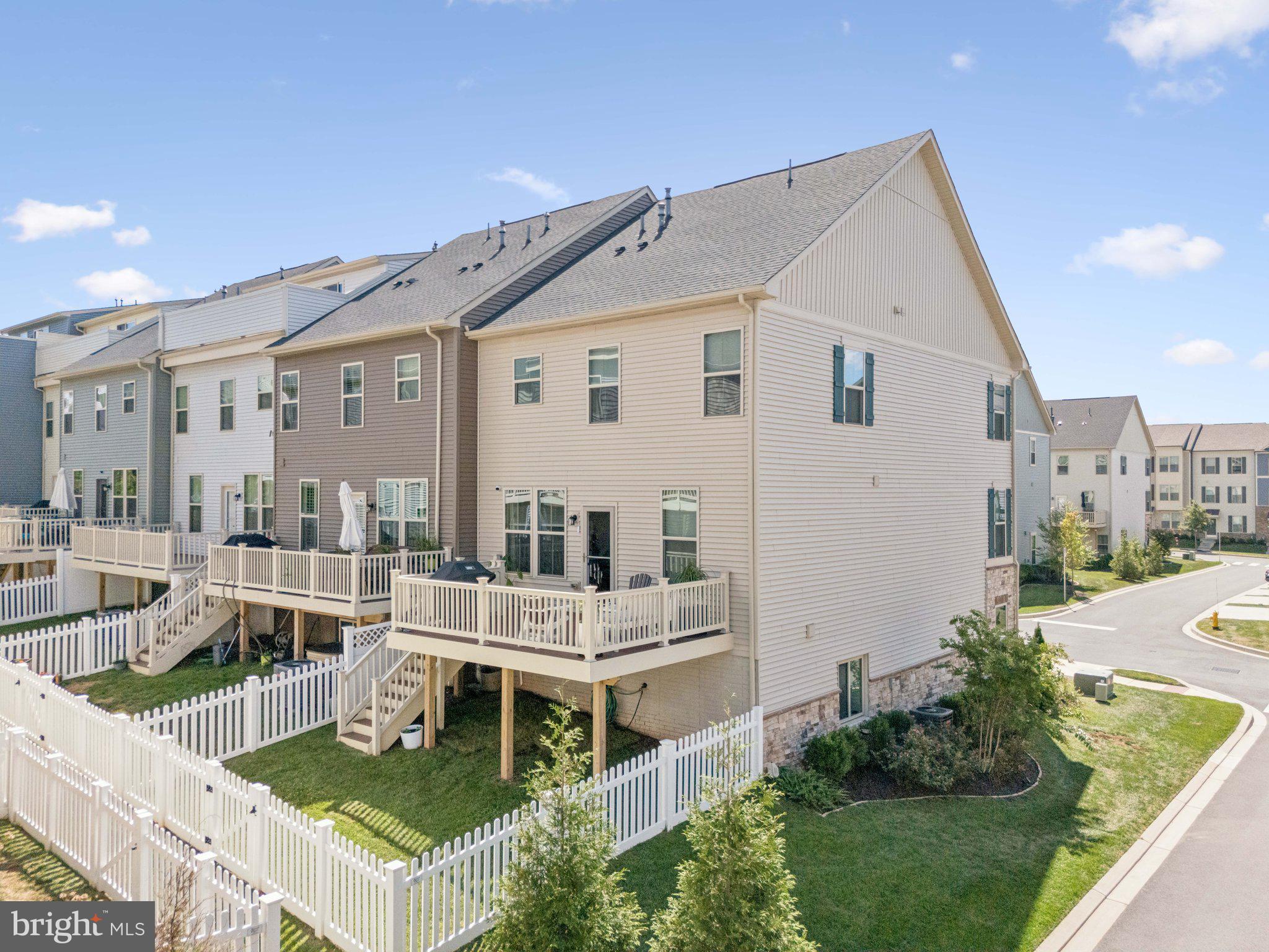 HARRINGTON TERRACE - Residential