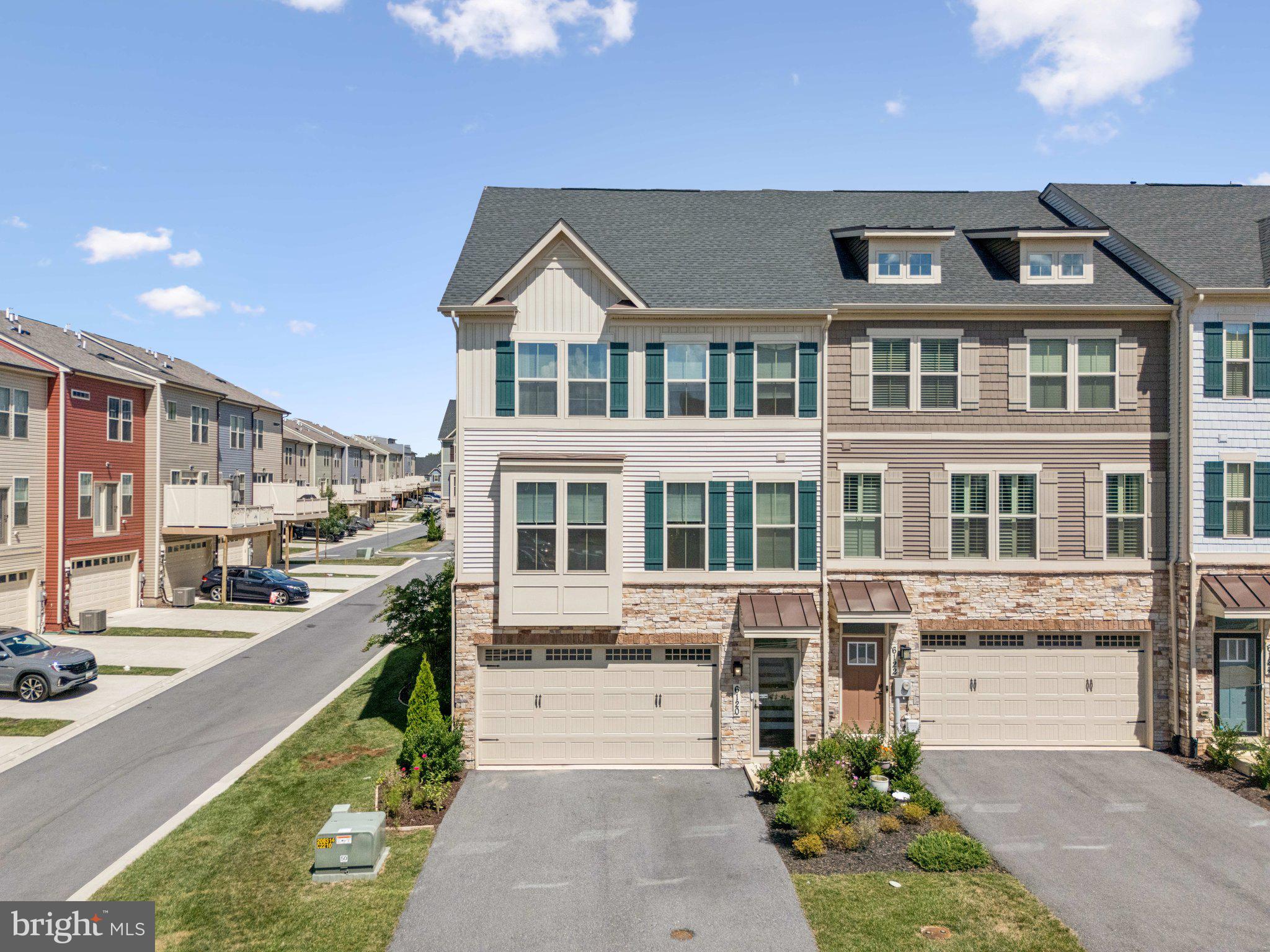 HARRINGTON TERRACE - Residential