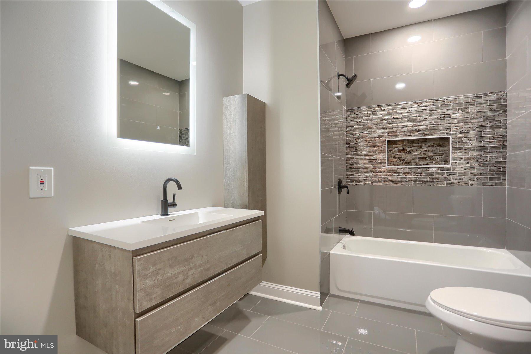 MADISON PARK HISTORIC DISTRICT - Residential