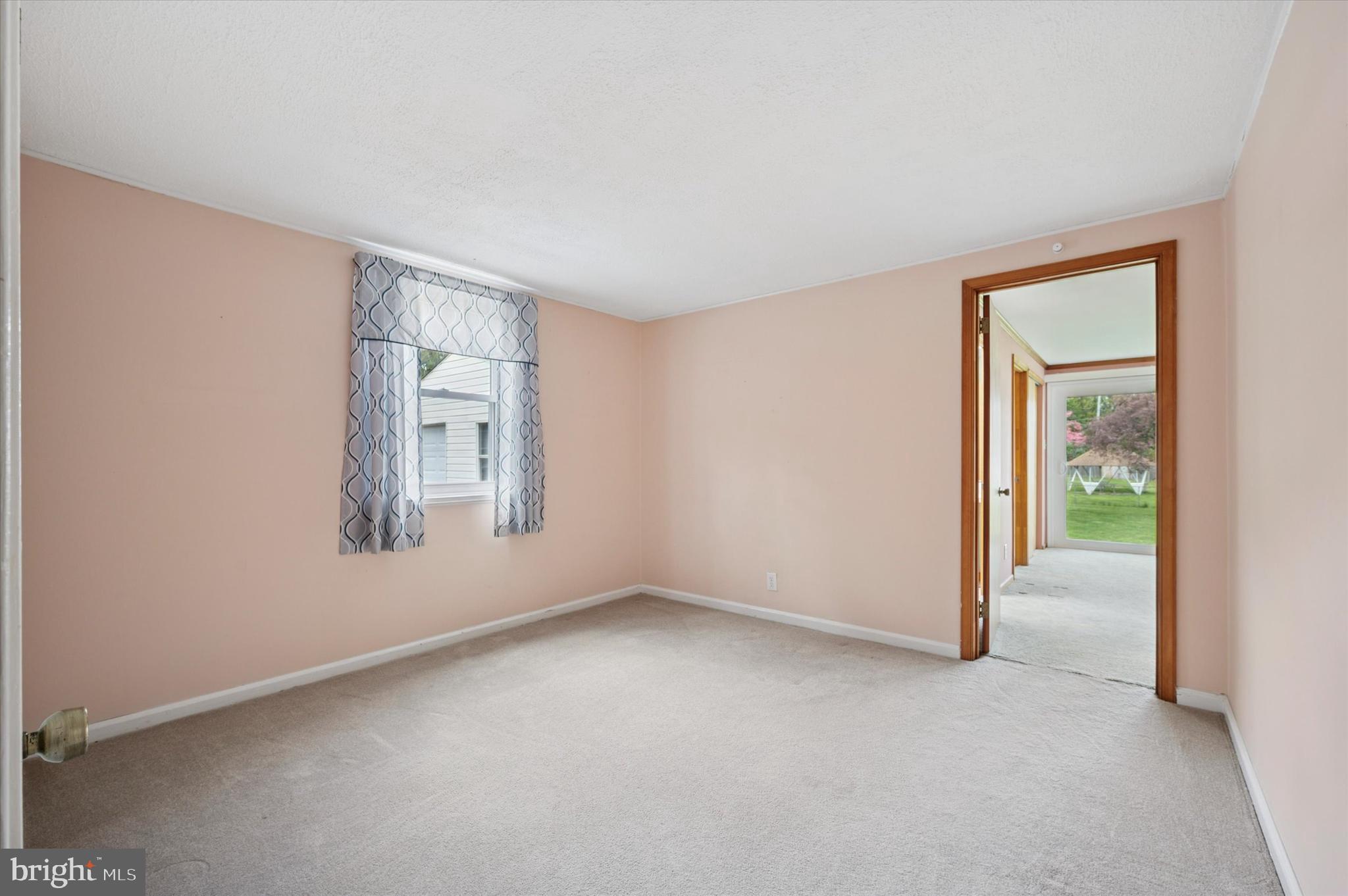 PLYMOUTH VALLEY - Residential