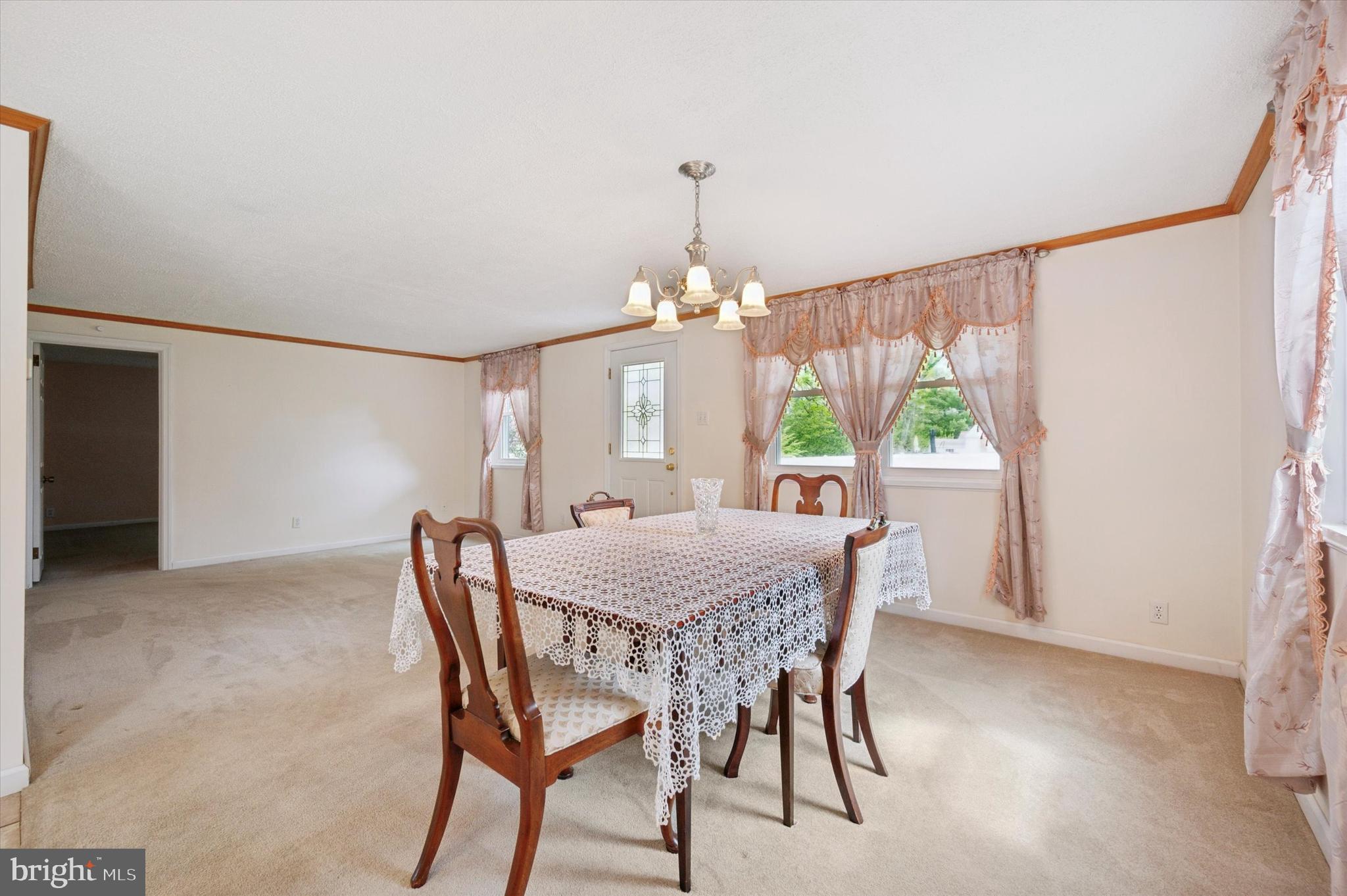 PLYMOUTH VALLEY - Residential