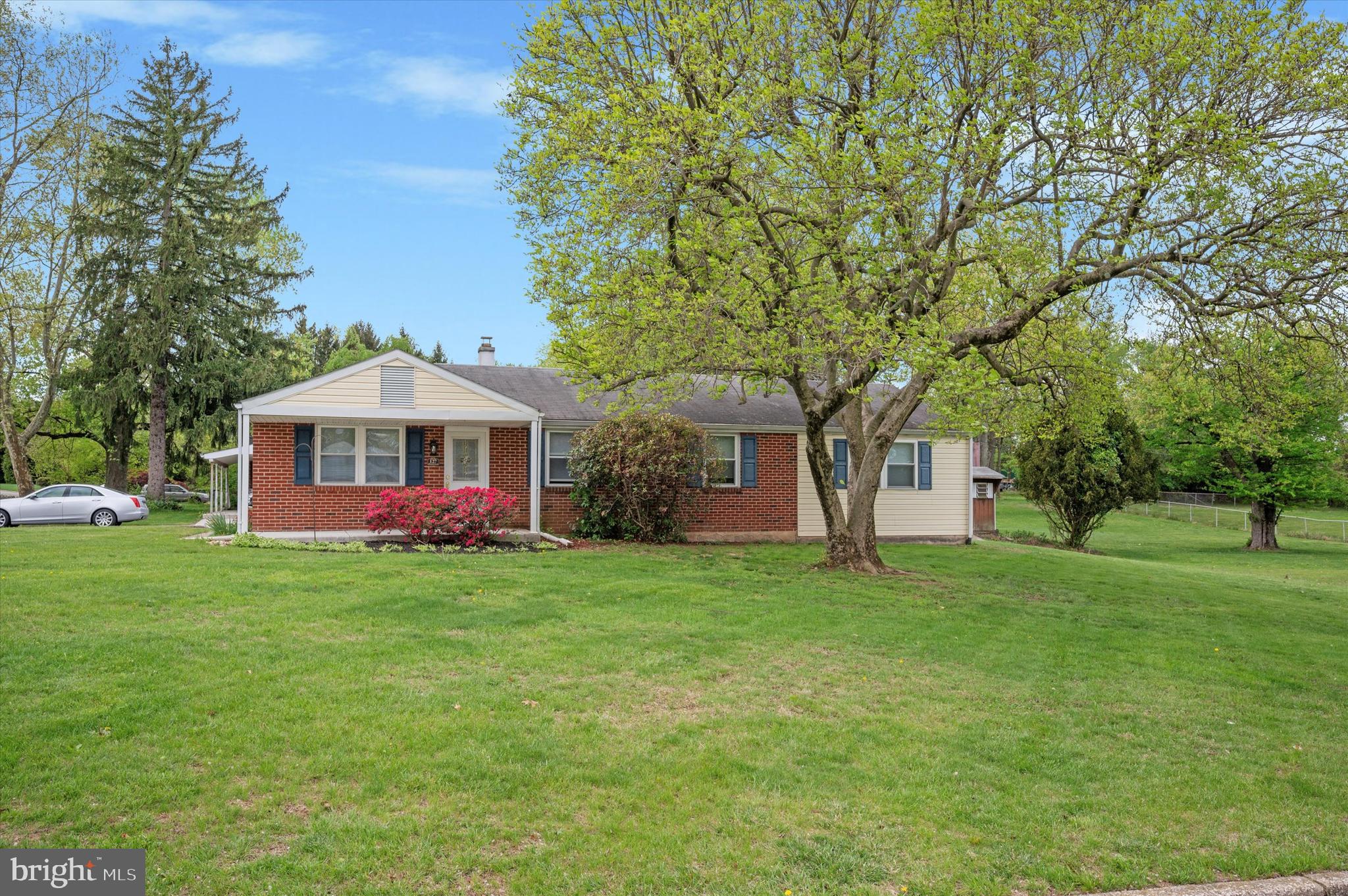 PLYMOUTH VALLEY - Residential