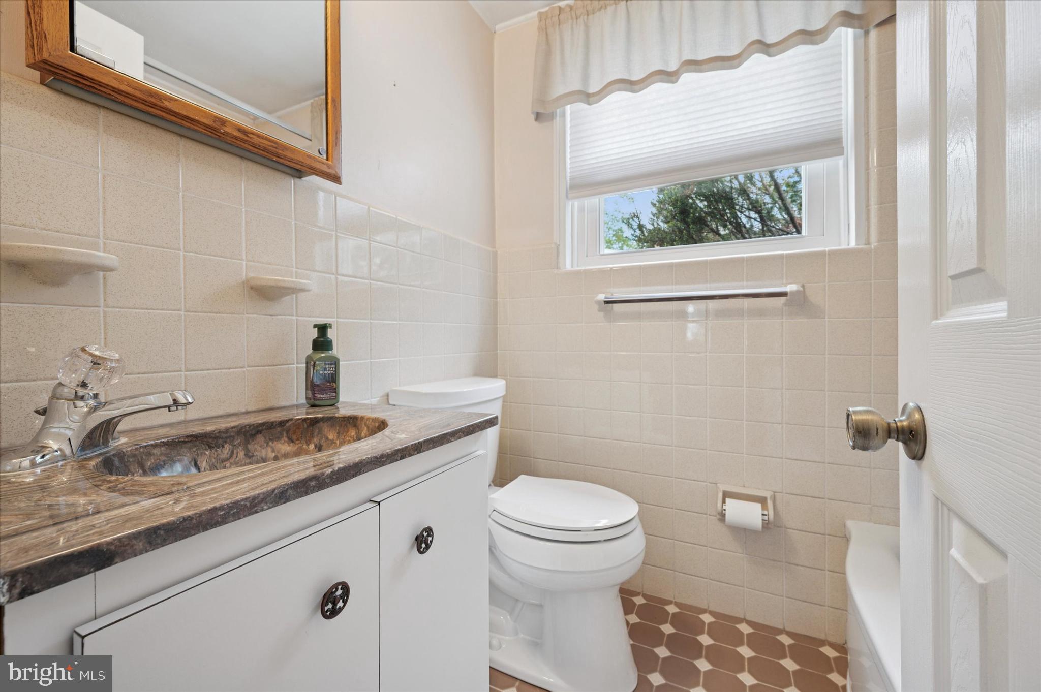 PLYMOUTH VALLEY - Residential