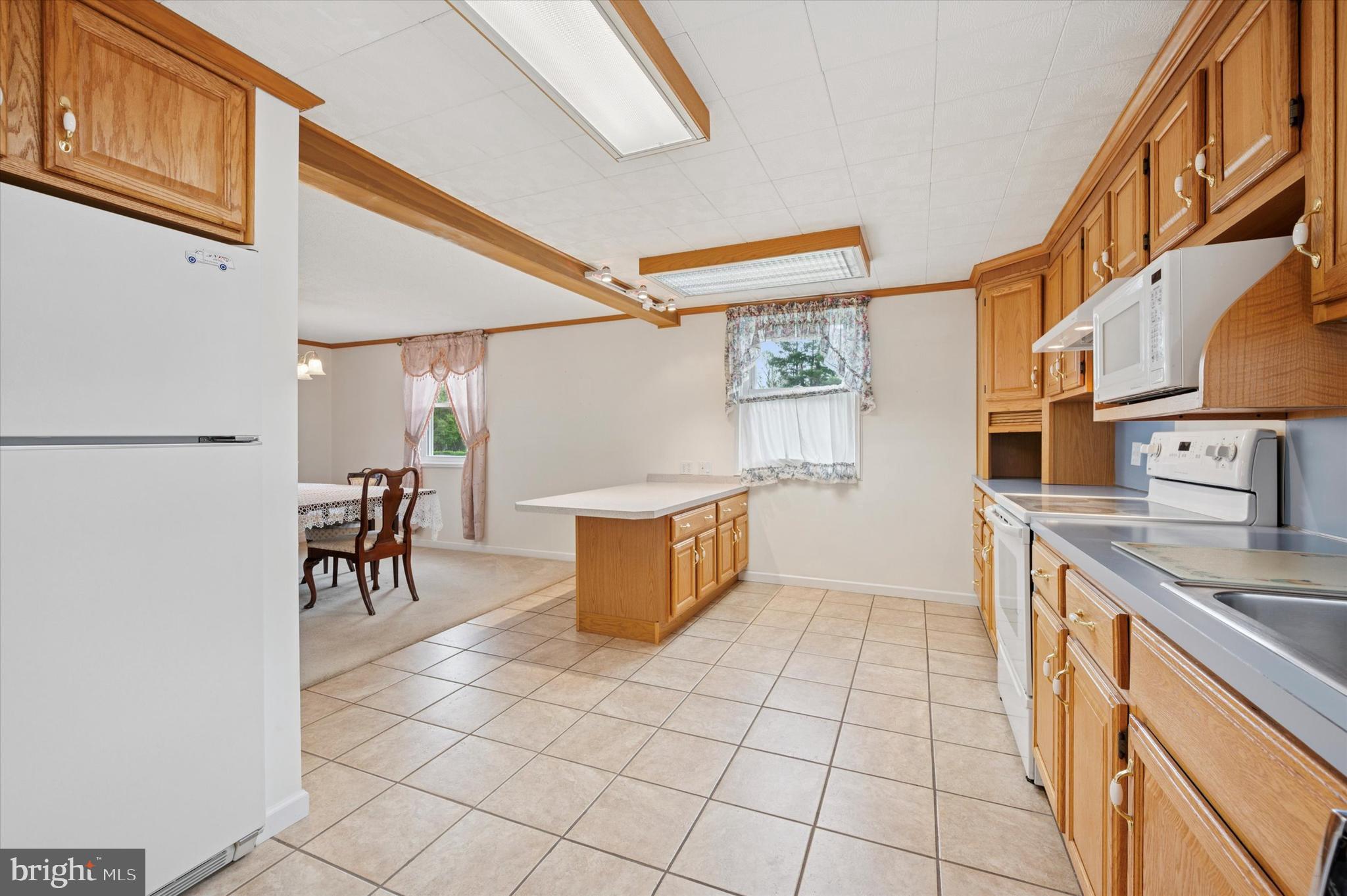 PLYMOUTH VALLEY - Residential